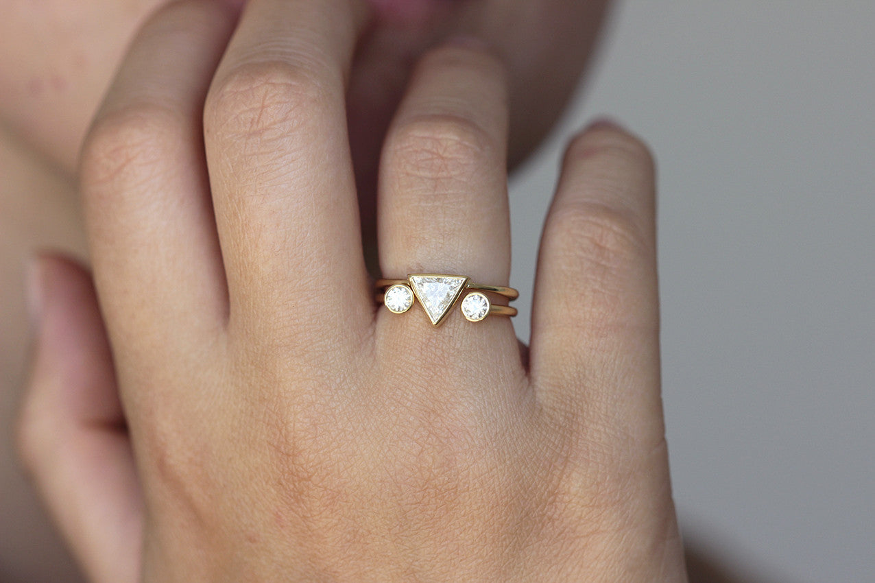 Dual Stone Horseshoe Wedding Band Ring for Women - Elegant & Unique Engagement or Anniversary Gift for Her - Perfect for Bridal Jewelry, Proposals, and Special Occasions