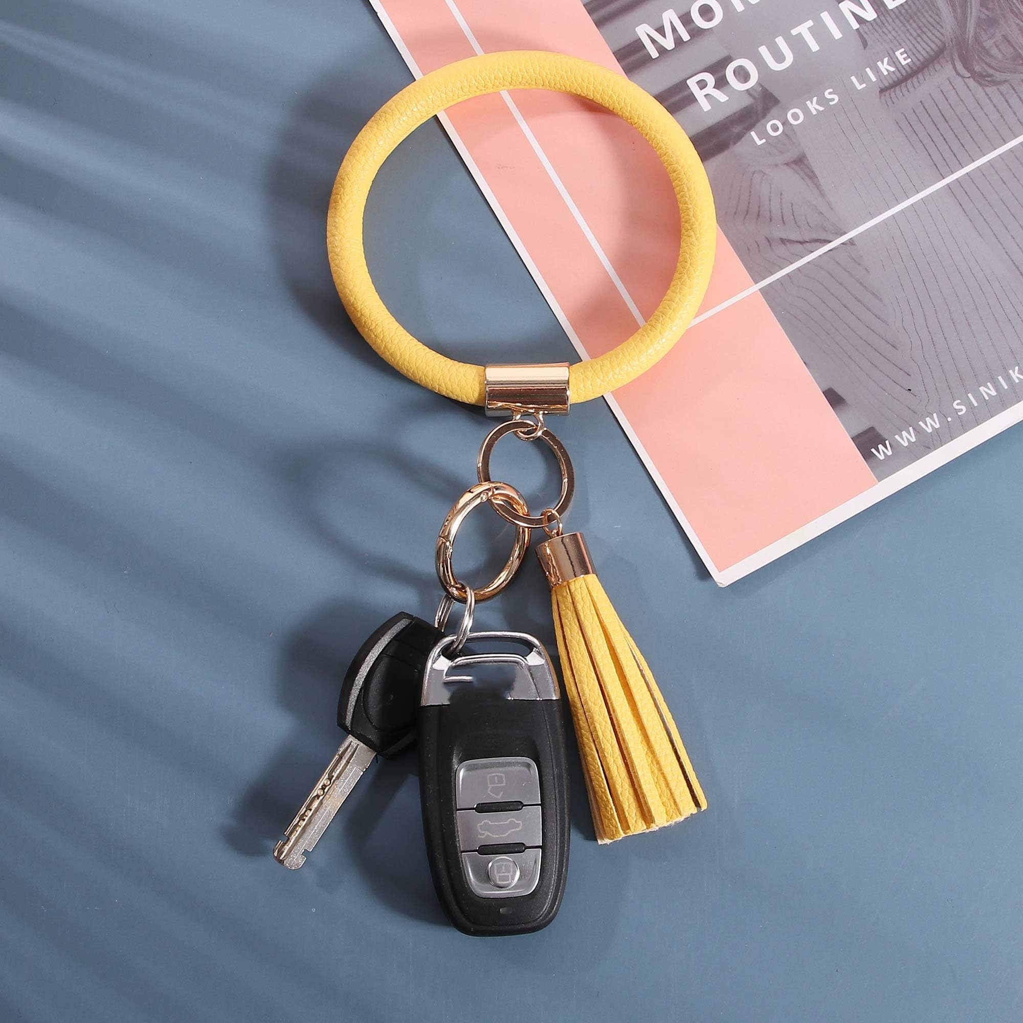 Coolcos Leather Keychain Bracelet for Women - Stylish Wristlet Key Holder with Tassel, Portable Keyring Bangle for Everyday Use - Perfect Gift for Her, Ideal for Work, Travel & Daily Essentials Organization