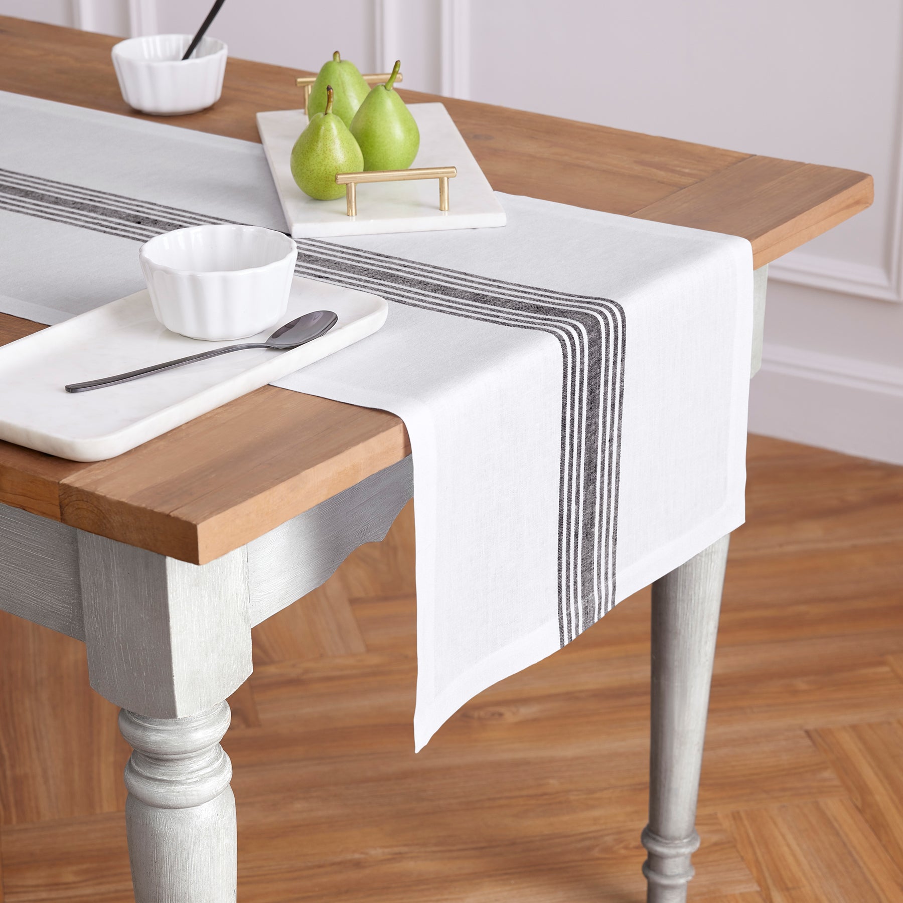 Farmhouse Table Runner - 16 Inch & 18 Inch Wide Cotton Linen Blend - Perfect for Dining Tables, Kitchen Decor & Rustic Weddings