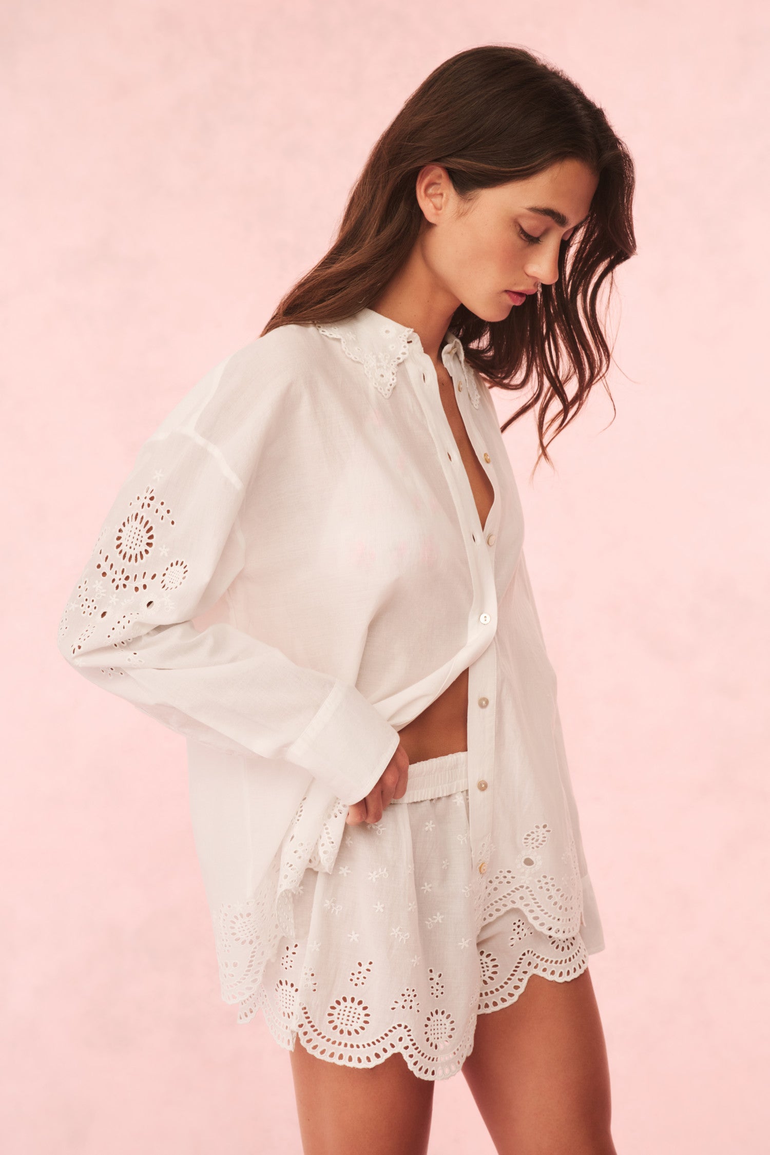 OPTIC WHITE