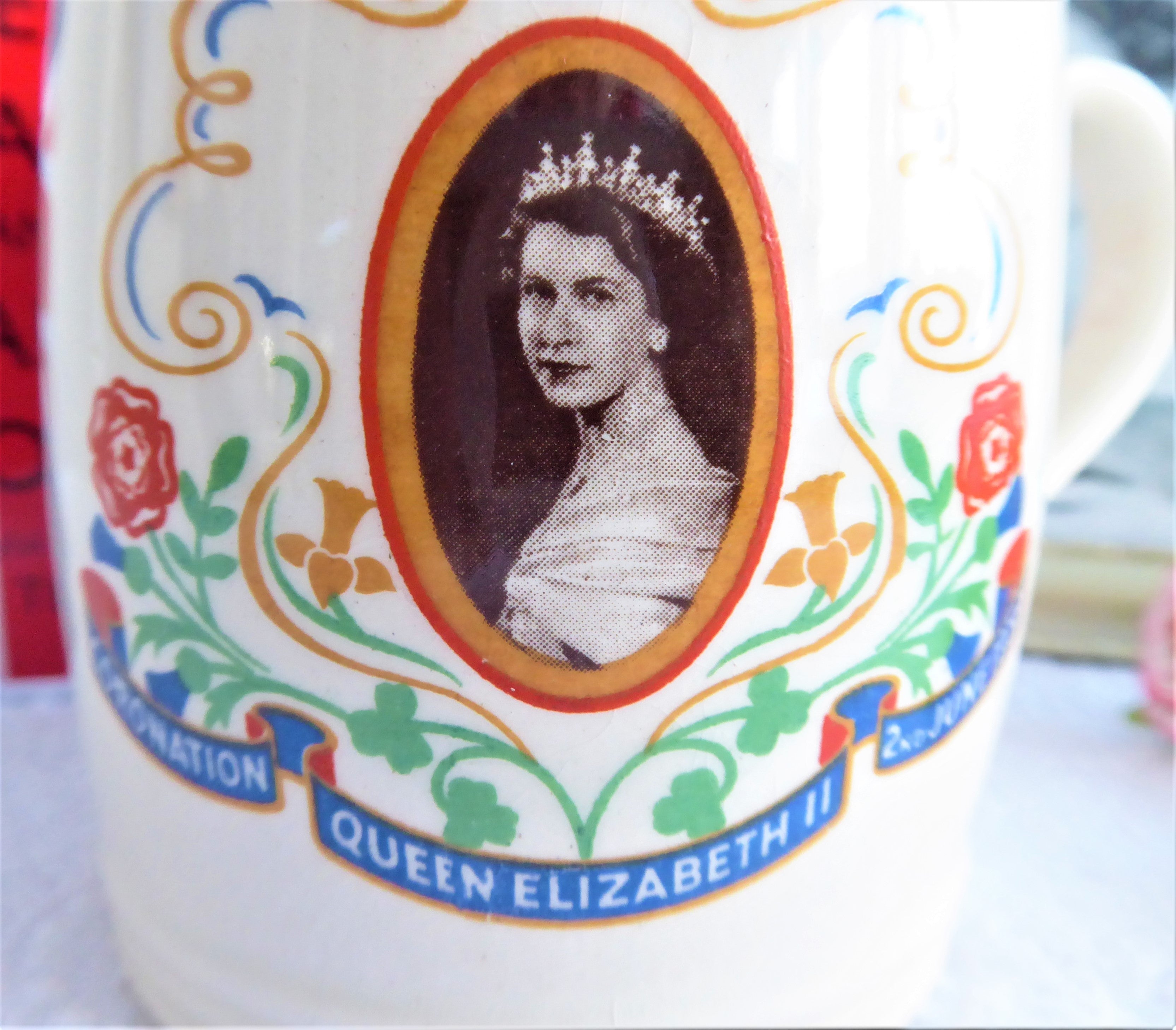 Queen Elizabeth II Coronation 1953 Commemorative Mug - Royal Collectible with Maddock's Famous Photo - Perfect for Tea Time & British History Enthusiasts