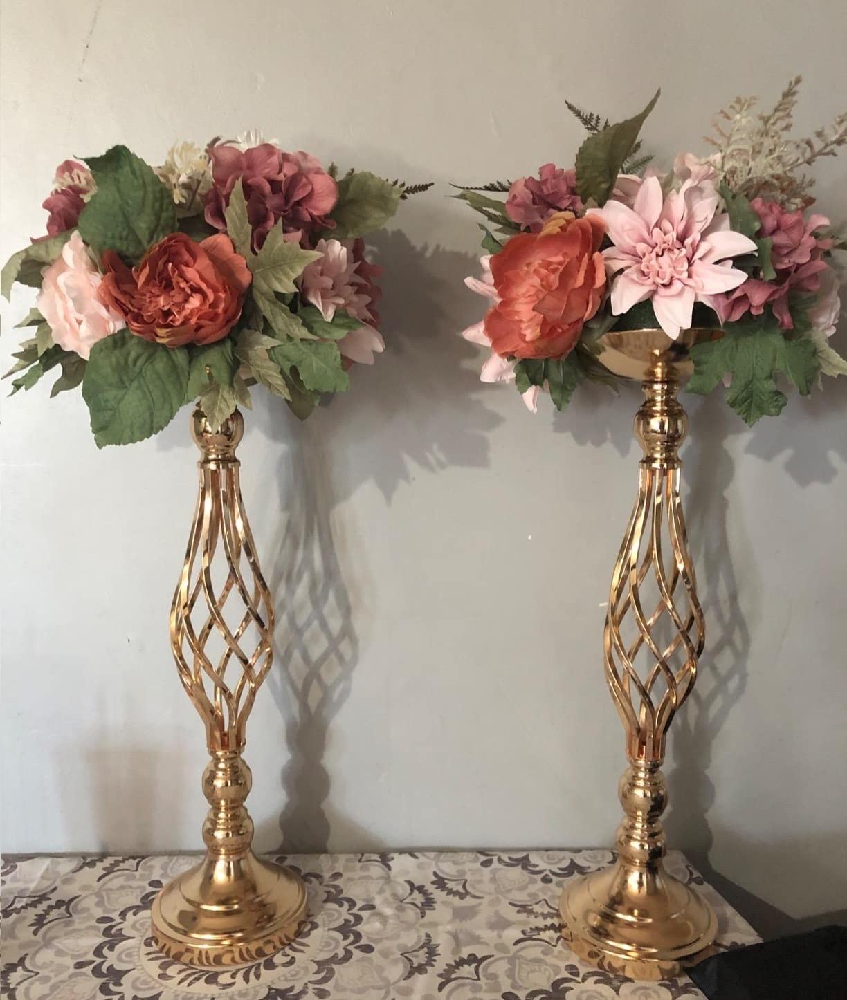 2 Pcs Elegant Wedding Centerpieces for Reception Tables - Twist Candle Holders & Metal Flower Vases - Perfect for Wedding Party, Dinner Events, Hotel & Home Decor - Ideal for Romantic Dinners, Anniversary Celebrations and Special Occasions