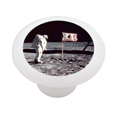 Man on The Moon Ceramic Drawer Knob - Unique Space-Themed Cabinet Hardware for Kitchen & Bathroom - Perfect for DIY Home Decor & Furniture Upgrade