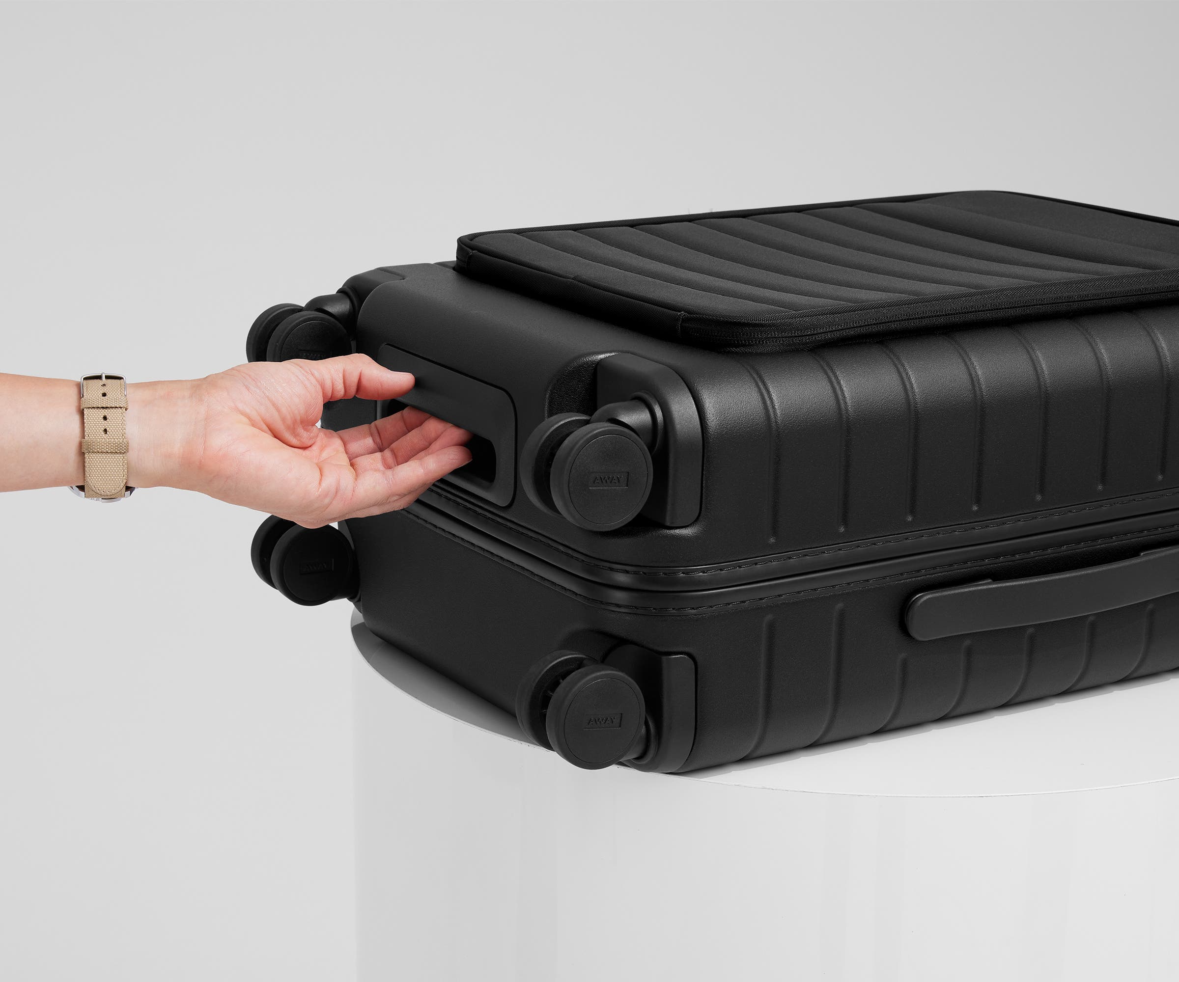 Executive Bigger Carry On Luggage in Jet Black - Perfect for Business Travel & Weekend Getaways