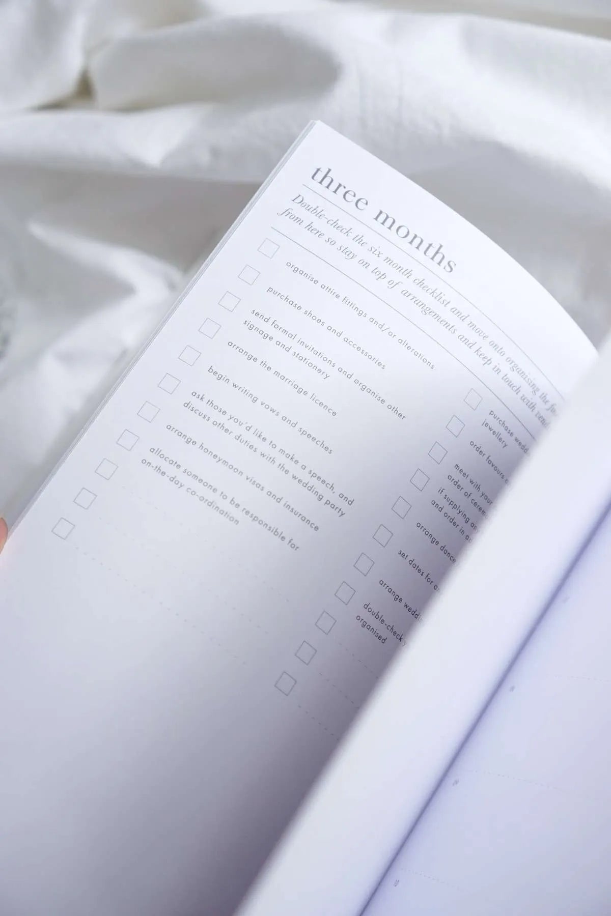 Little White Wedding Planner Book - Elegant Bridal Organizer for Engagement, Ceremony & Reception Planning - Perfect for Brides & Wedding Coordinators