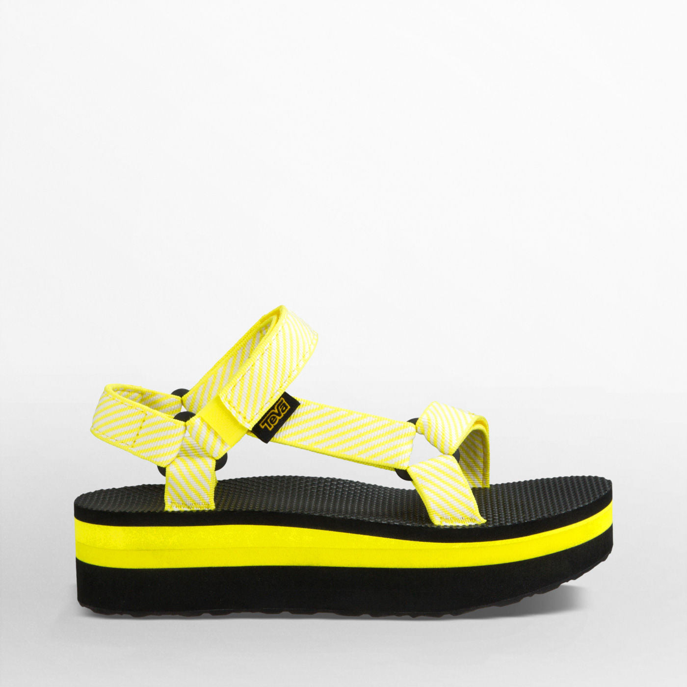 Teva Women's Flatform Universal Sandals - Comfortable & Stylish Hiking Sandals for Outdoor Adventures, Travel & Summer Wear