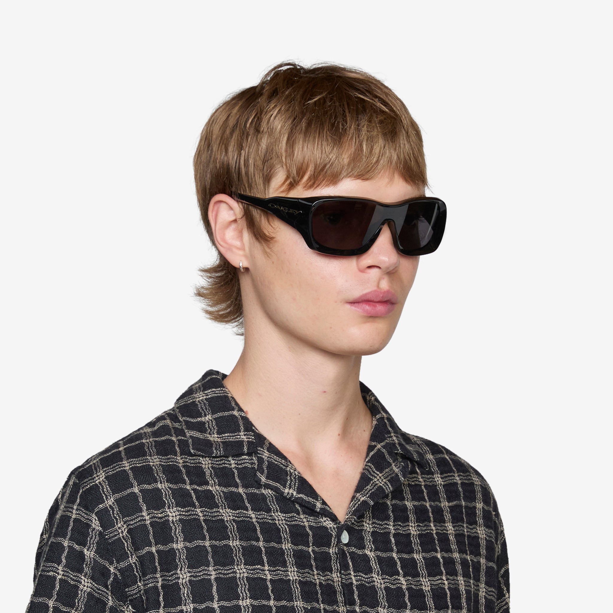 De La Salle Polished Black Sunglasses with Prizm Black Lens - Stylish UV Protection for Outdoor Sports & Driving