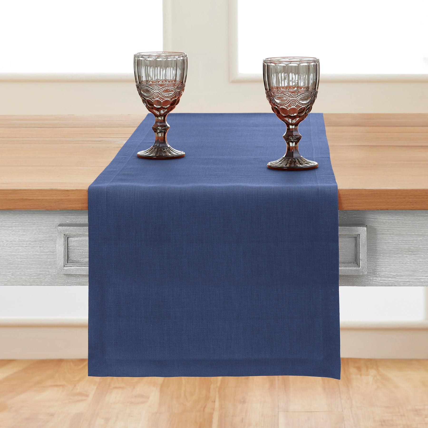 Elegant Diana Medium Weight Table Runner - Perfect for Dining Tables, Weddings, and Holiday Decor