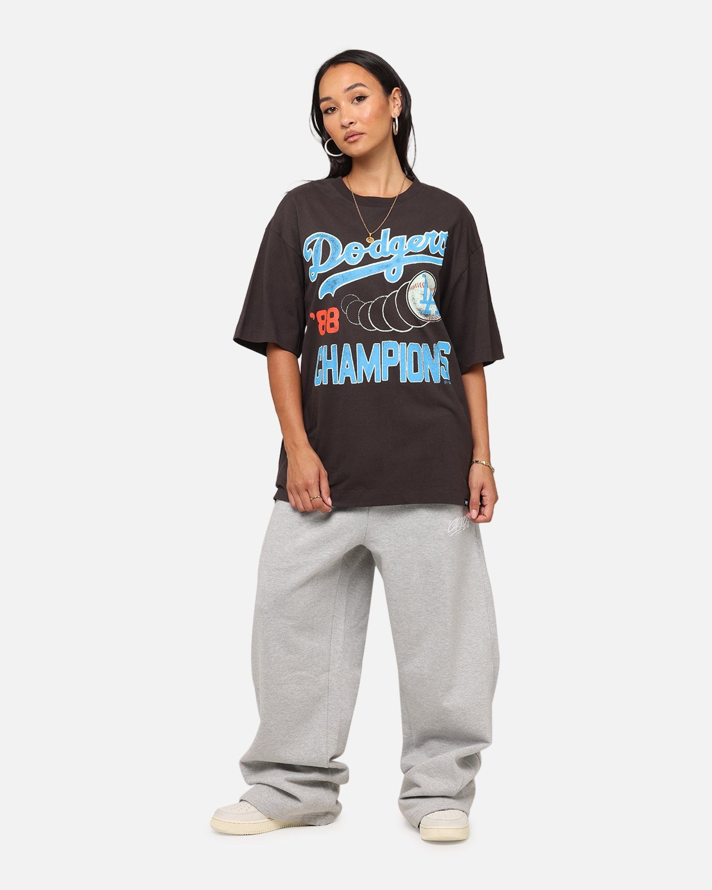 47 Brand Los Angeles Dodgers Sigma Foundation T-Shirt - Dark Grey Baseball Fan Apparel for Men & Women - Perfect for Game Day, Casual Wear & Sports Events