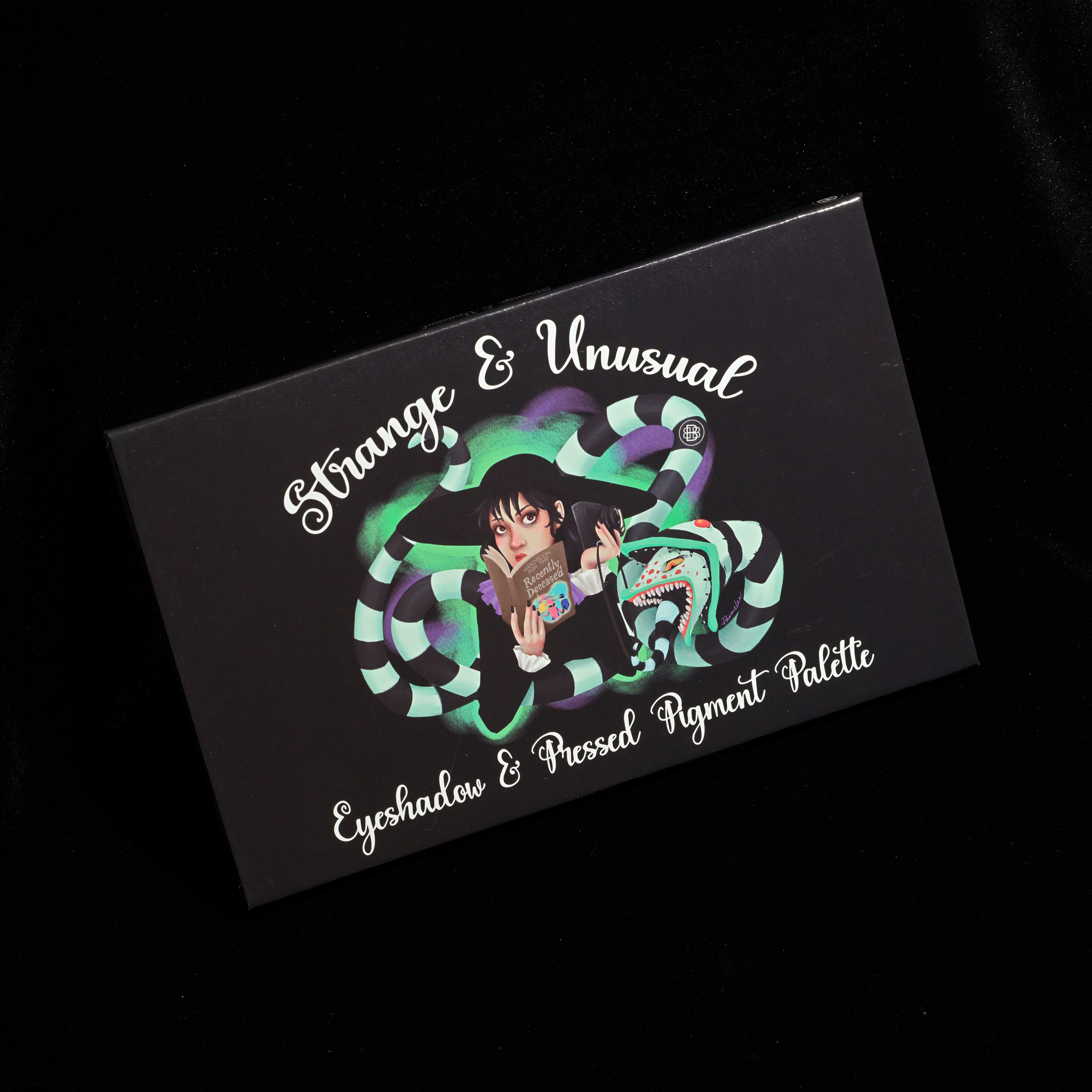 Unique & Bold Eyeshadow Palette - Vibrant Colors for Creative Makeup Looks | Perfect for Halloween, Cosplay & Artistic Expression
