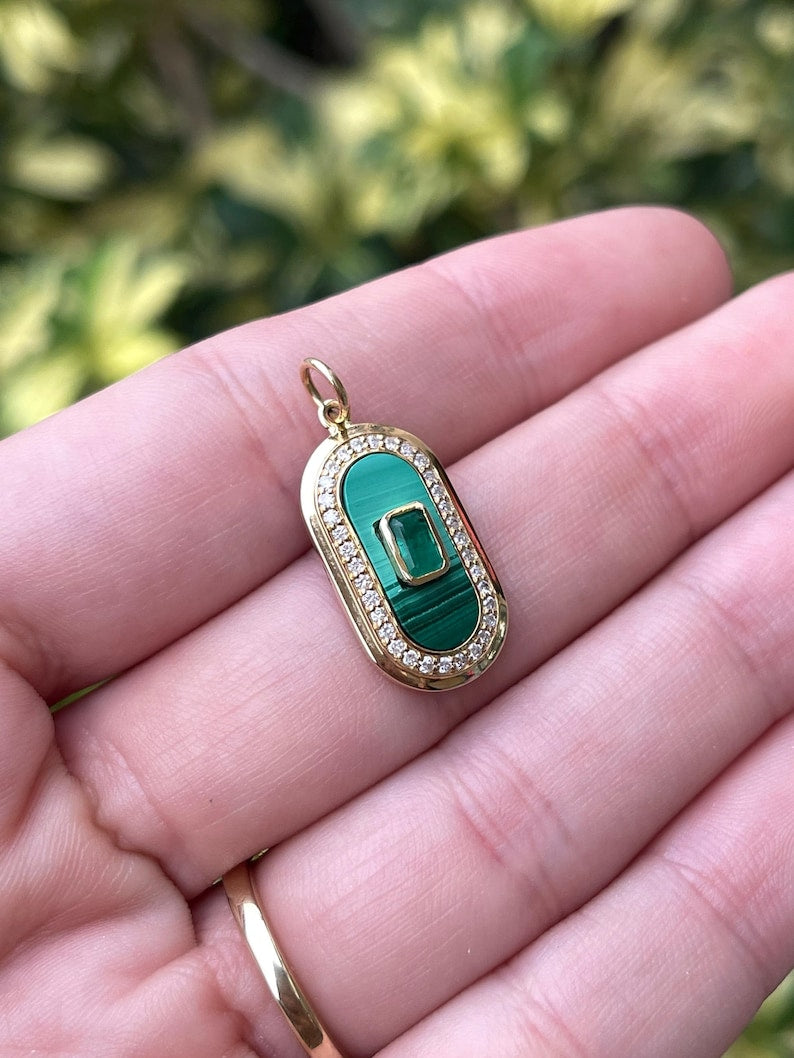 3.98tcw Natural Emerald Diamond Malachite Oval Pendant Necklace 14K Gold - Elegant Jewelry for Women, Perfect Gift for Anniversary, Birthday & Special Occasions