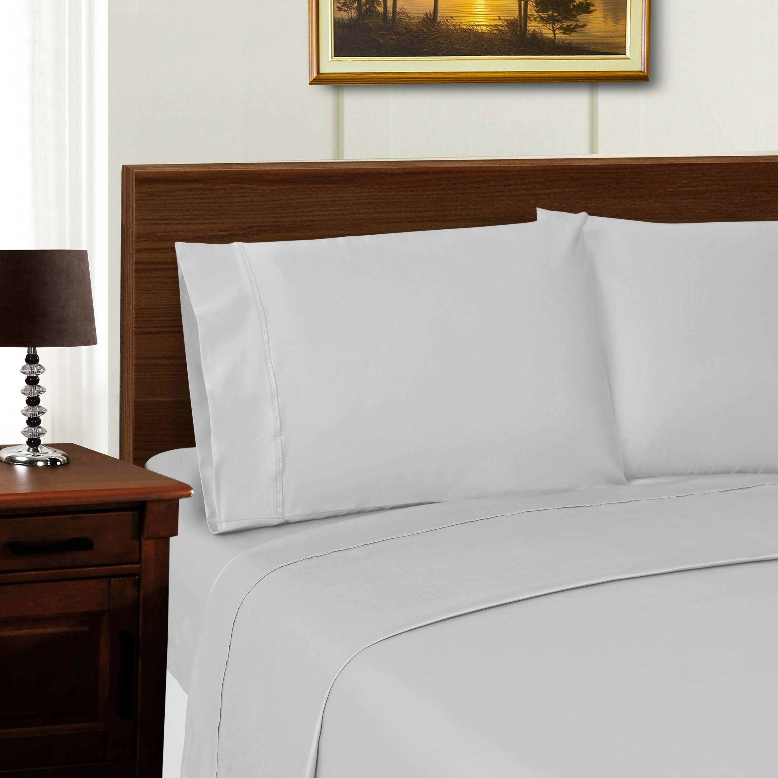 1000 Thread Count Wrinkle Resistant Bed Sheet Set - Luxury Soft Breathable Bedding for Hotel & Home Use - Queen Size 4-Piece Set with Pillowcases & Fitted Sheet