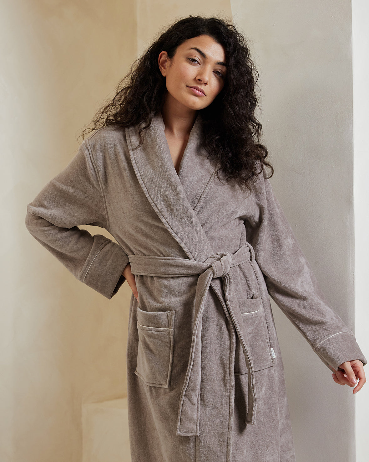 Soft Cotton Towel Dressing Gown for Women & Men - Cozy Grey Beige Bathrobe for Spa, Lounge & Home Relaxation