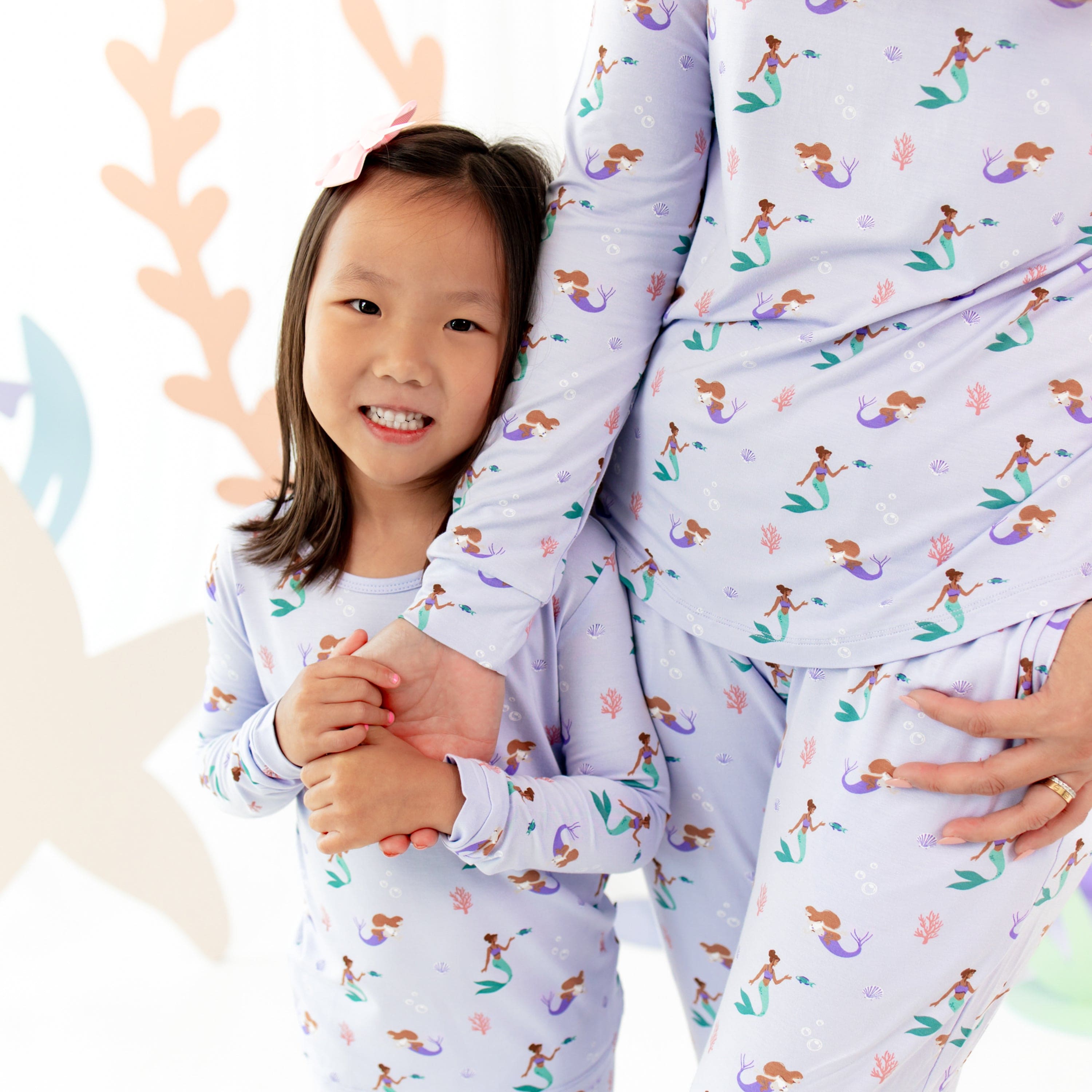 Mermaid Print Long Sleeve Pajamas for Women - Soft & Comfortable Sleepwear Set for Lounge, Bedtime & Relaxation