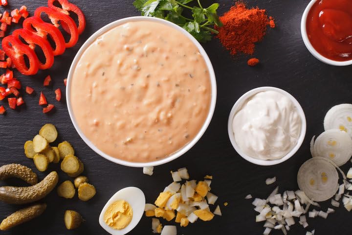 Premium Thousand Island Salad Dressing - 12 Fl Oz Bottle with Flavor Lock Cap | Low Cholesterol & Small Batch Crafted | Perfect for Salads, Burgers, Sandwiches, Wraps & Dips | Gourmet Condiment for Family BBQs, Picnics & Restaurant-Style Meals