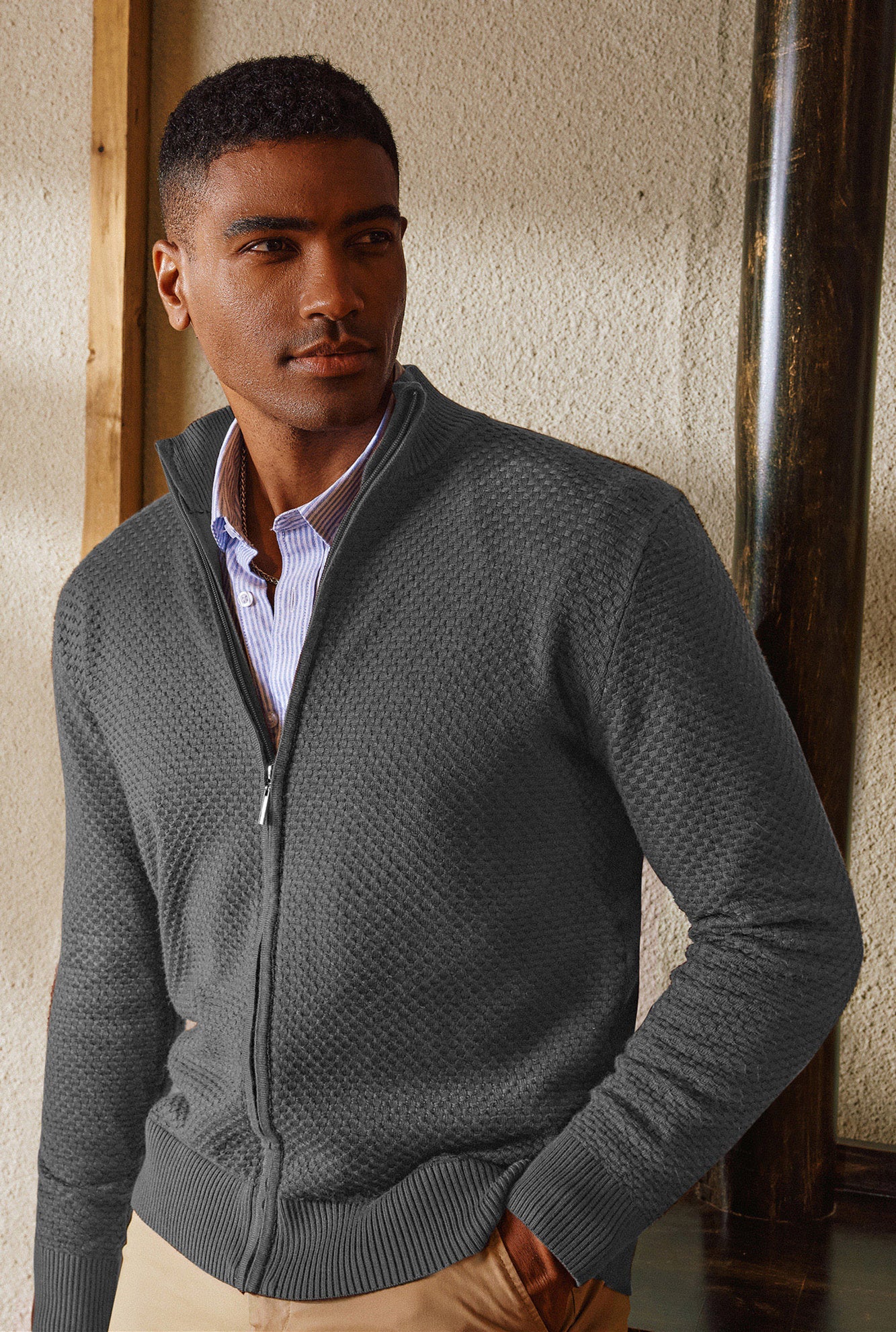 Men's Textured Zip-Up Cardigan Sweater with Stand Collar - Stylish Long Sleeve Knitwear for Casual Outfits & Office Wear