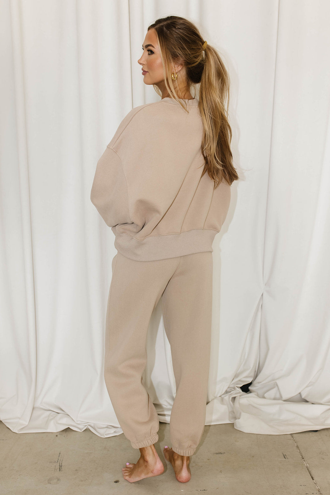 Soft & Cozy Mocha Sweatpants for Women - Lounge, Yoga & Home Wear - Comfortable Fleece Joggers for Relaxing & Running Errands