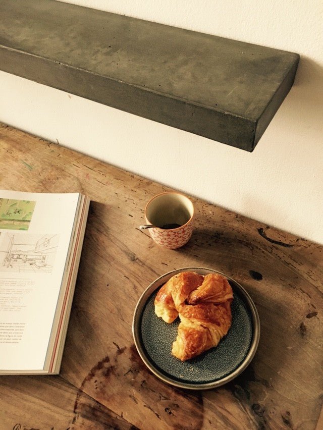 Lyon Beton 900 Shelf - Modern Concrete Wall Shelf for Home & Office Storage | Perfect for Living Room, Kitchen, Bathroom Decor & Organization