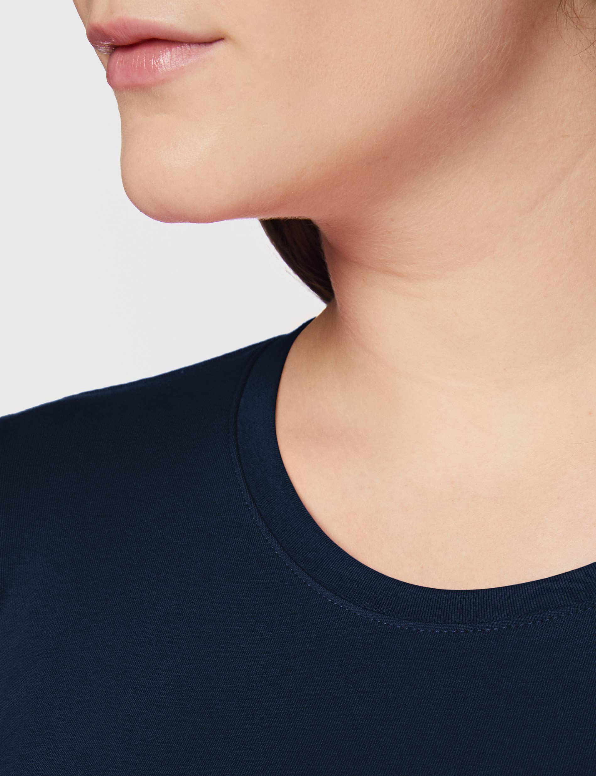 Pepe Jeans Women's Casual T-Shirt - Soft Cotton Relaxed Fit Tee for Everyday Wear | Perfect for Work, Weekend & Travel Outfits