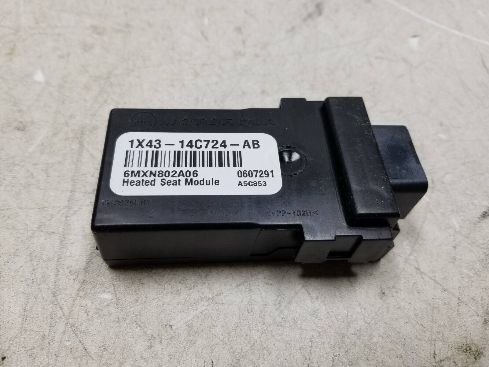 2008 Jaguar X-Type Front Passenger Seat Control Module & Wiring Harness OEM - Genuine Replacement Part for Comfort & Safety