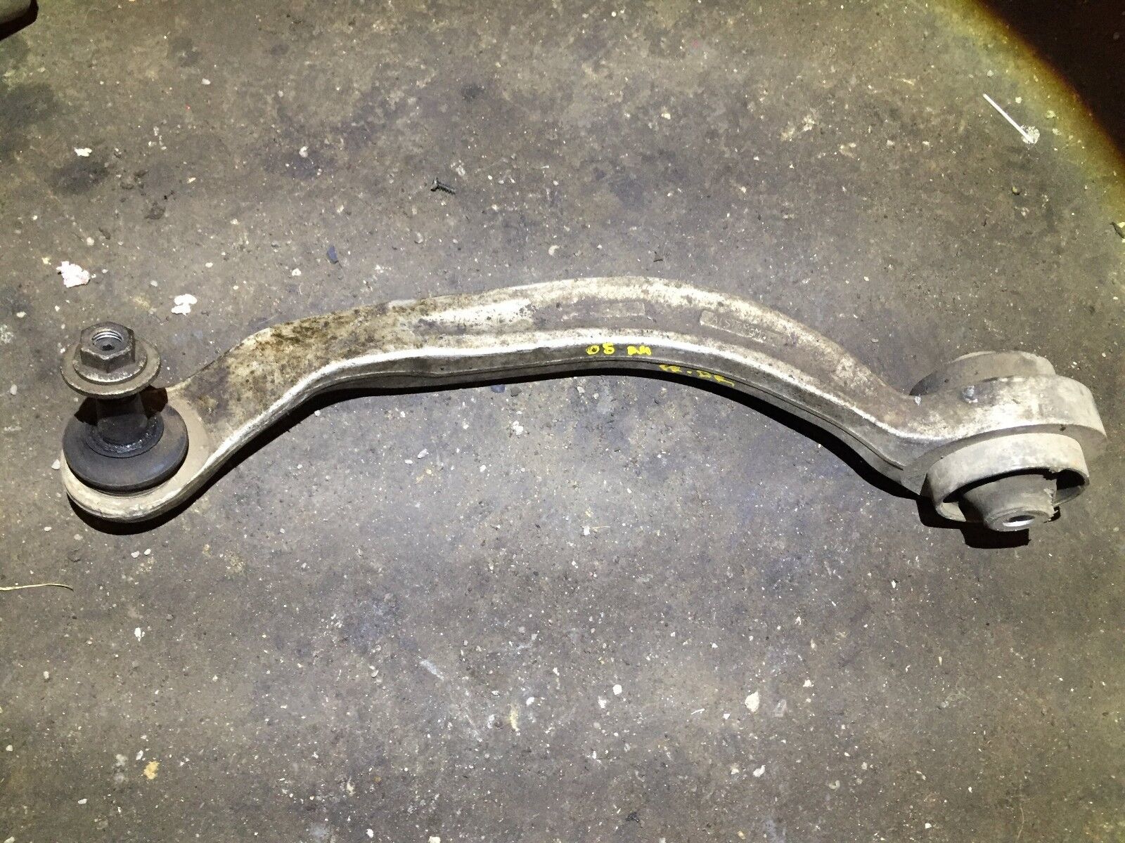 05-08 Audi A4 Front Left Lower Control Arm - Driver Side Replacement Part - OEM Quality - Perfect for Suspension Repair & Maintenance