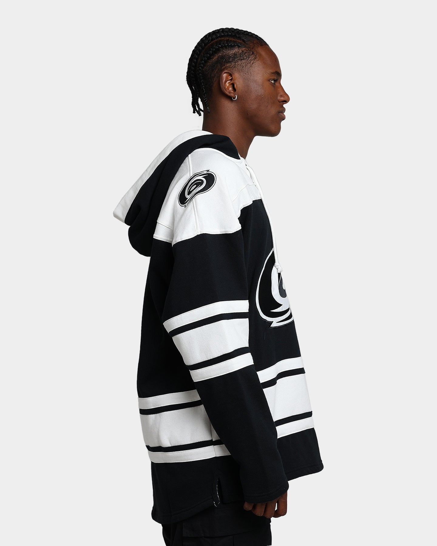 47 Brand Carolina Hurricanes Superior Lacer Hoodie - Jet Black NHL Pullover Sweatshirt for Men & Women - Perfect for Game Day, Tailgating & Casual Wear
