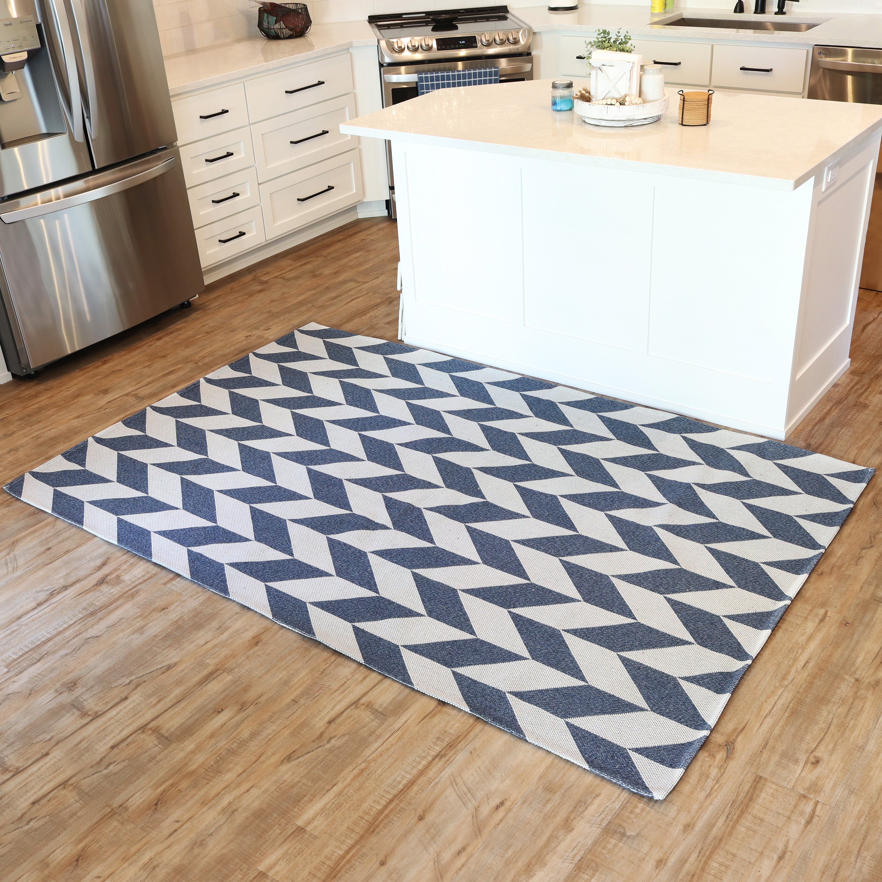 Stylish Sunnydaze Indoor Area Rug - Soft & Durable for Living Room, Bedroom & Home Decor - Perfect for Cozy Spaces & Modern Interiors