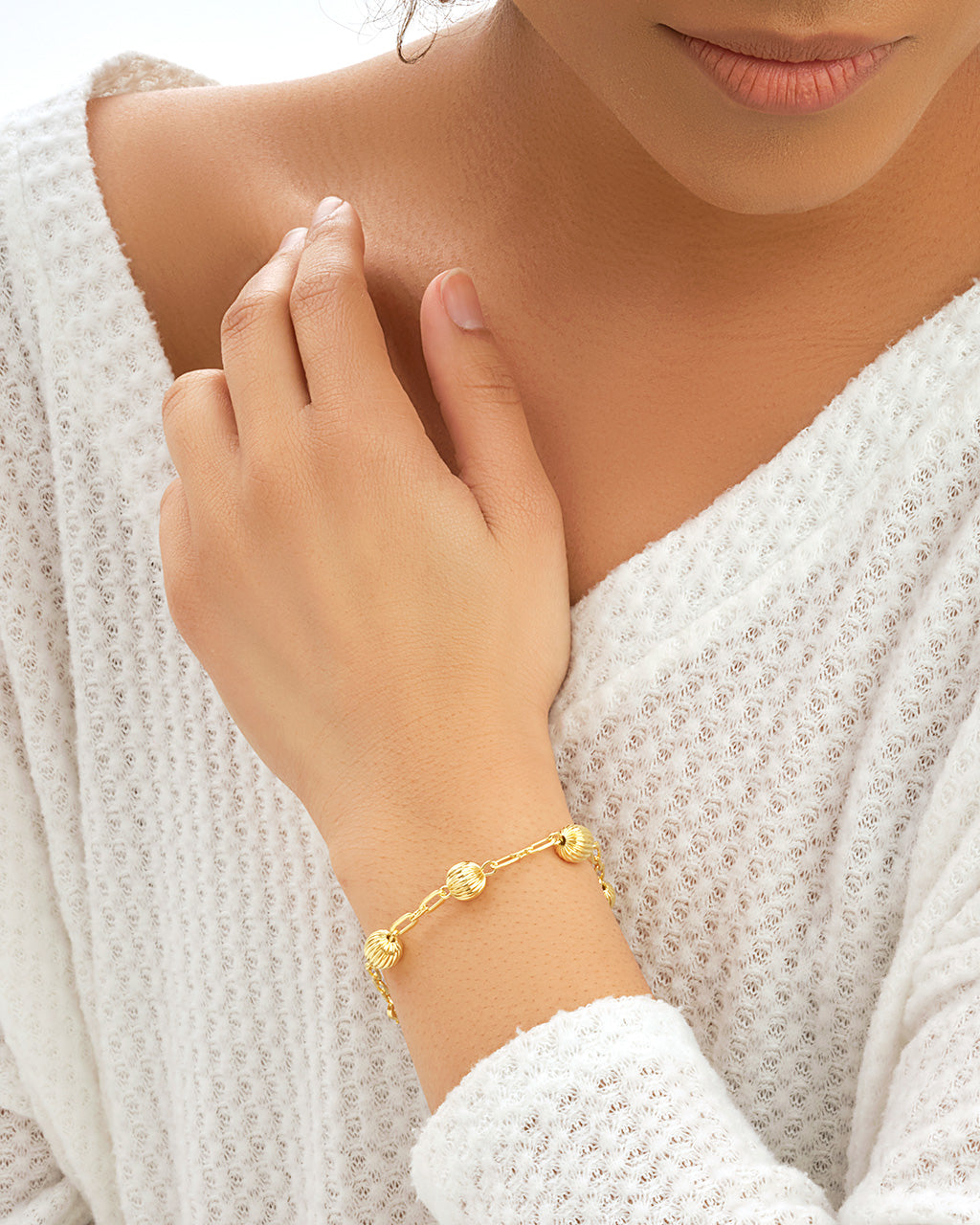 Raffaella Chain Bracelet for Women - Elegant Gold/Silver Adjustable Link Bracelet - Perfect for Gifts, Parties & Everyday Wear