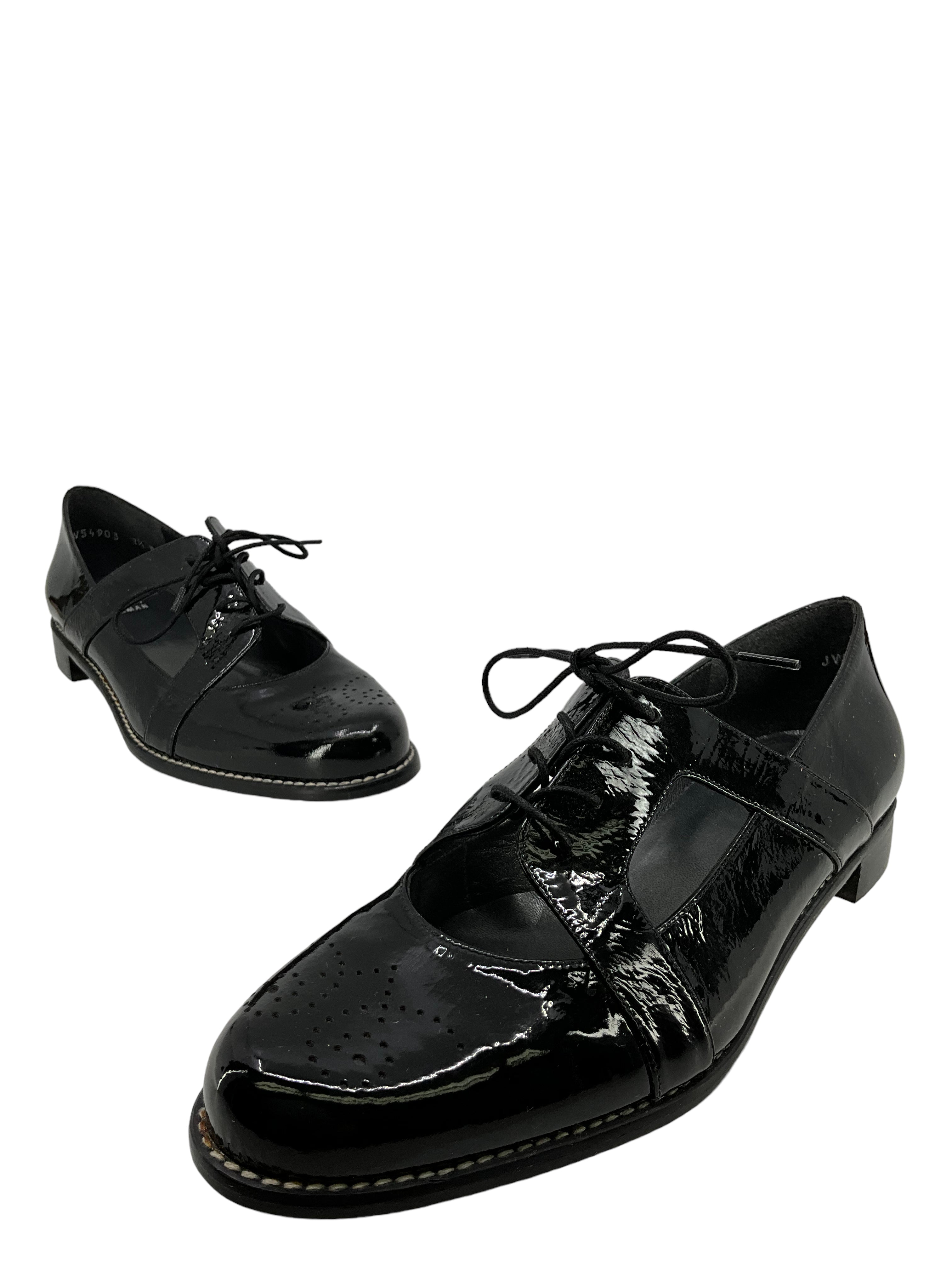 Stuart Weitzman Women's Lace Up Loafers Size 7.5 - Comfortable Slip-On Shoes for Work, Office & Casual Outfits