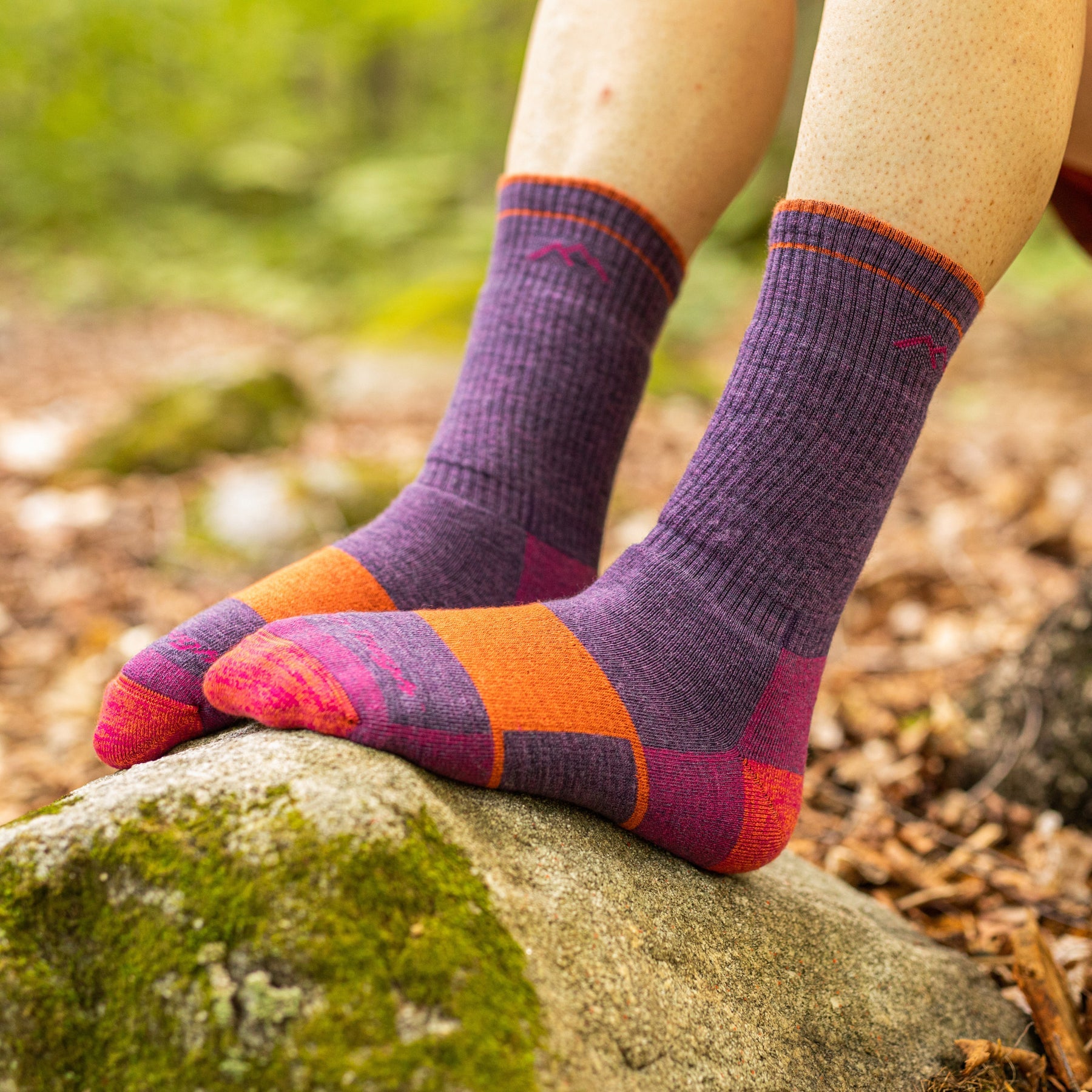 Darn Tough 1908 Hiker Boot Sock - Midweight Full Cushion Women's Hiking Socks for Outdoor Adventures & Cold Weather Comfort