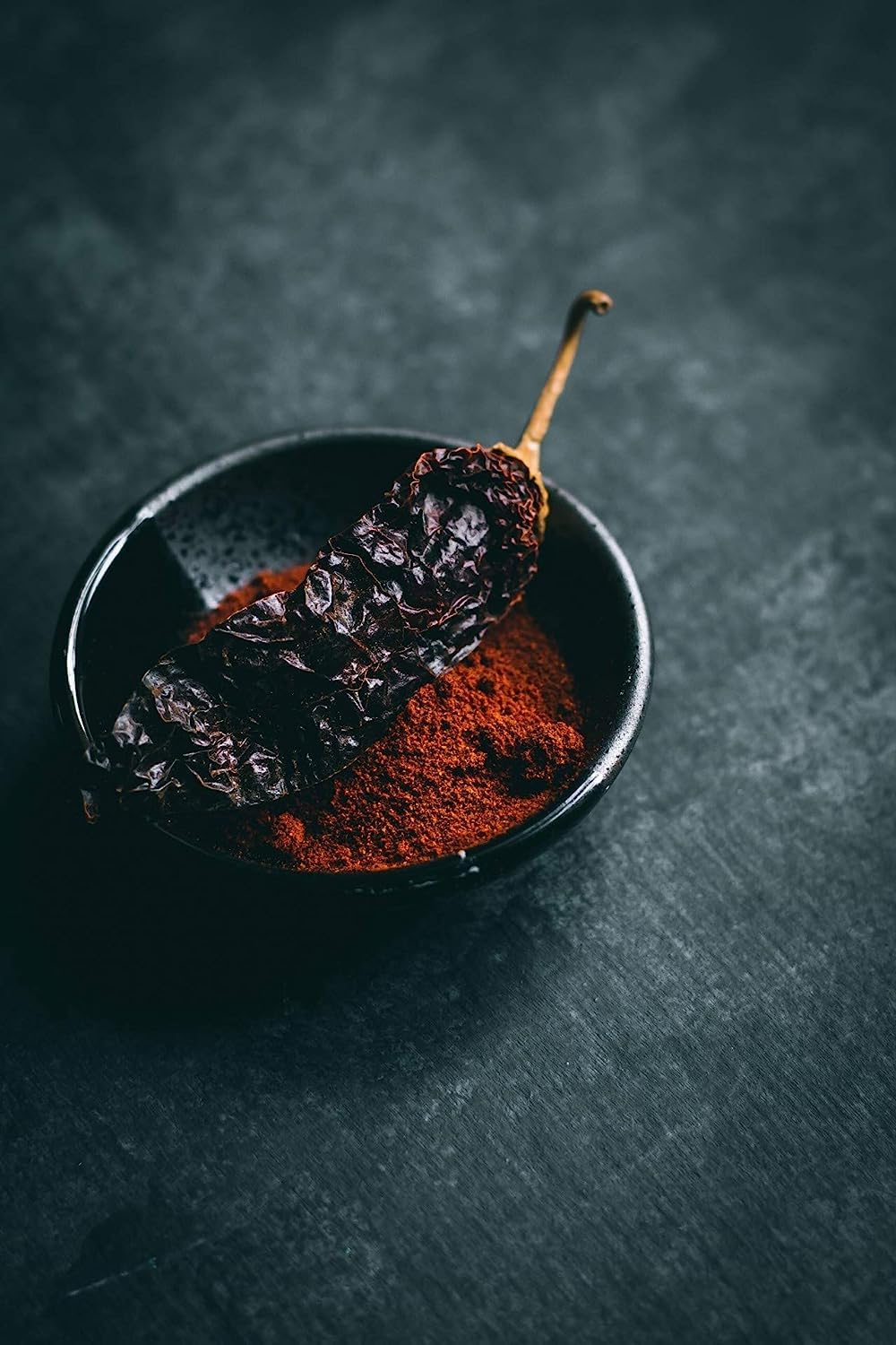 Premium Hatch Red Chili Pods, 16oz - Medium Heat Dried Peppers - All Natural, No Preservatives - Grown in New Mexico USA - Perfect for Chili, Stews, Salsas & Mexican Cooking