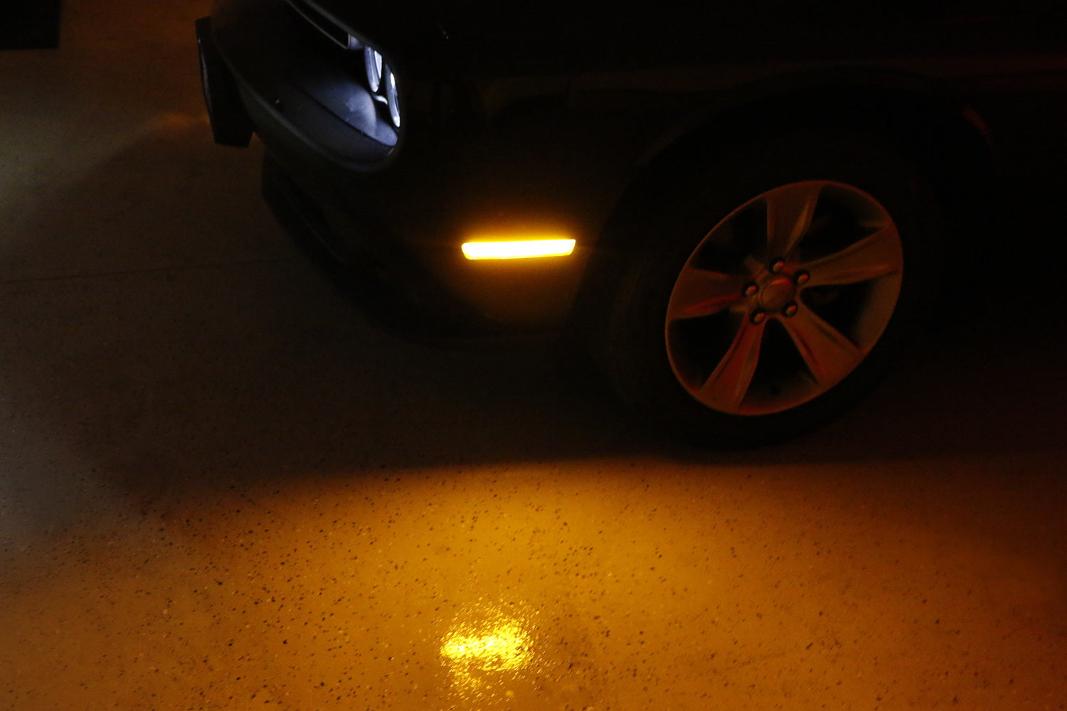 Clear Lens Front Amber Rear Red LED Side Marker Lights for 2015-2024 Dodge Challenger - Enhanced Visibility & Style for Night Driving & Custom Car Upgrades