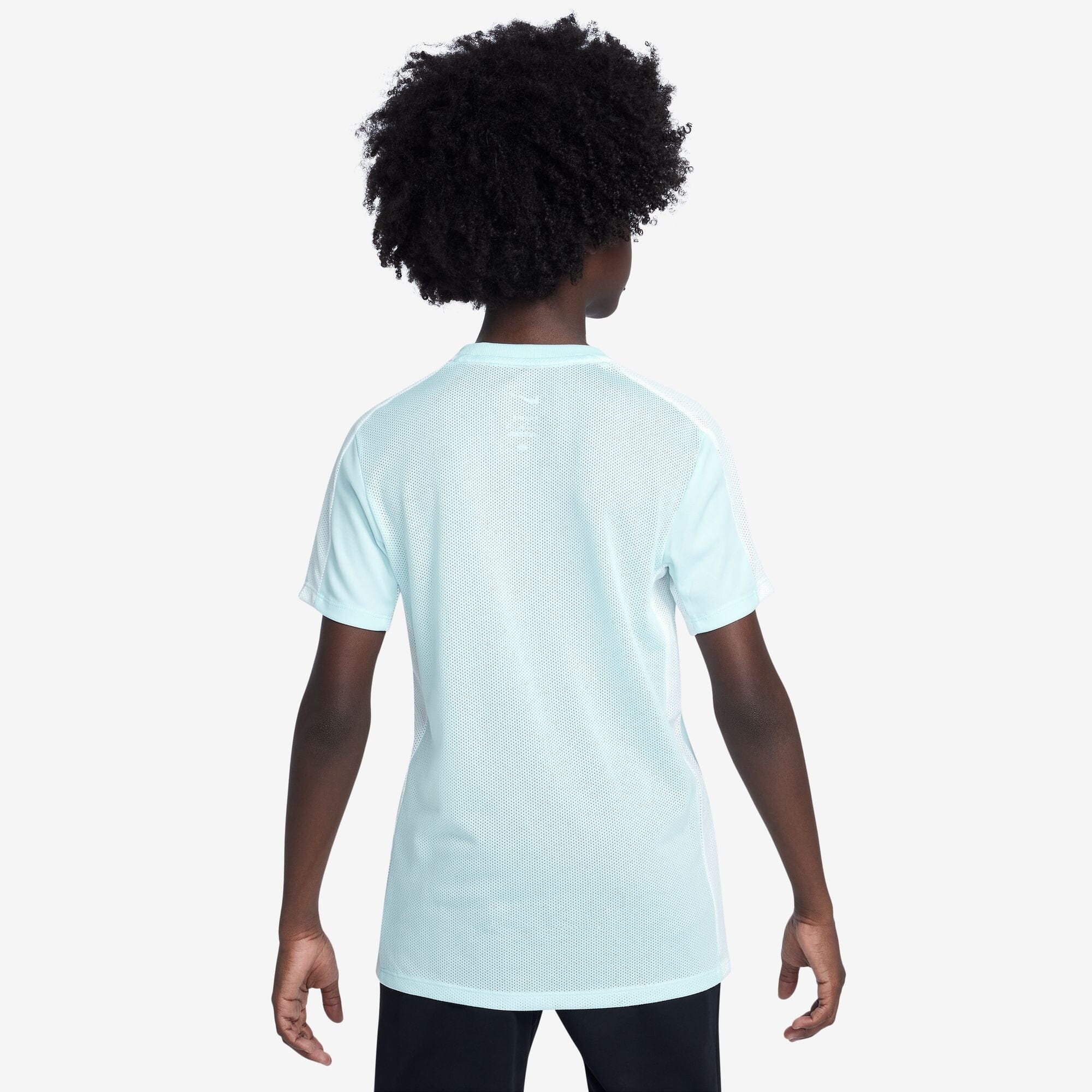 Nike Big Kids' Dri-FIT Performance T-Shirt (FZ5312 474) - Moisture-Wicking Athletic Top for Boys & Girls - Perfect for Running, Soccer & School Sports