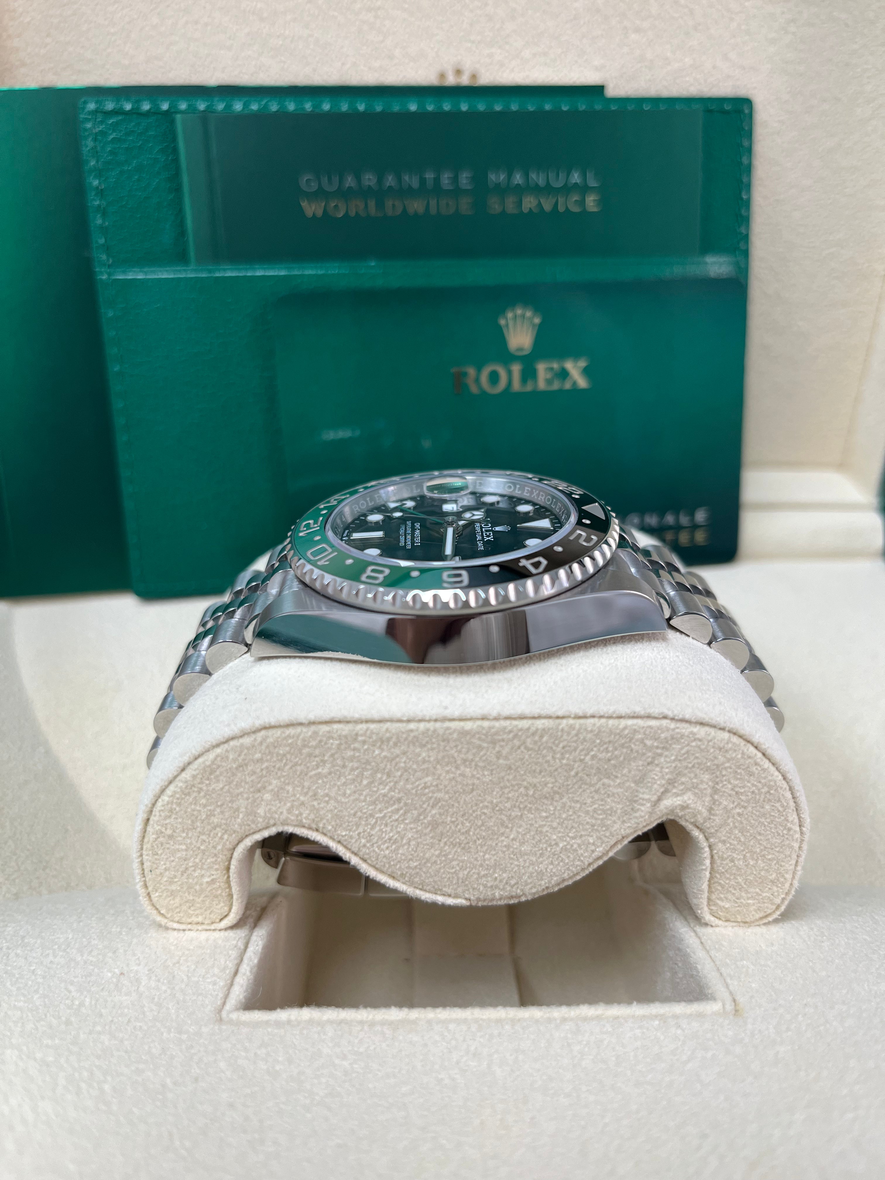 Rolex GMT-Master II 126720VTNR Men's Watch with Green & Black Ceramic Bezel - Perfect for Travel, Business & Luxury Collectors