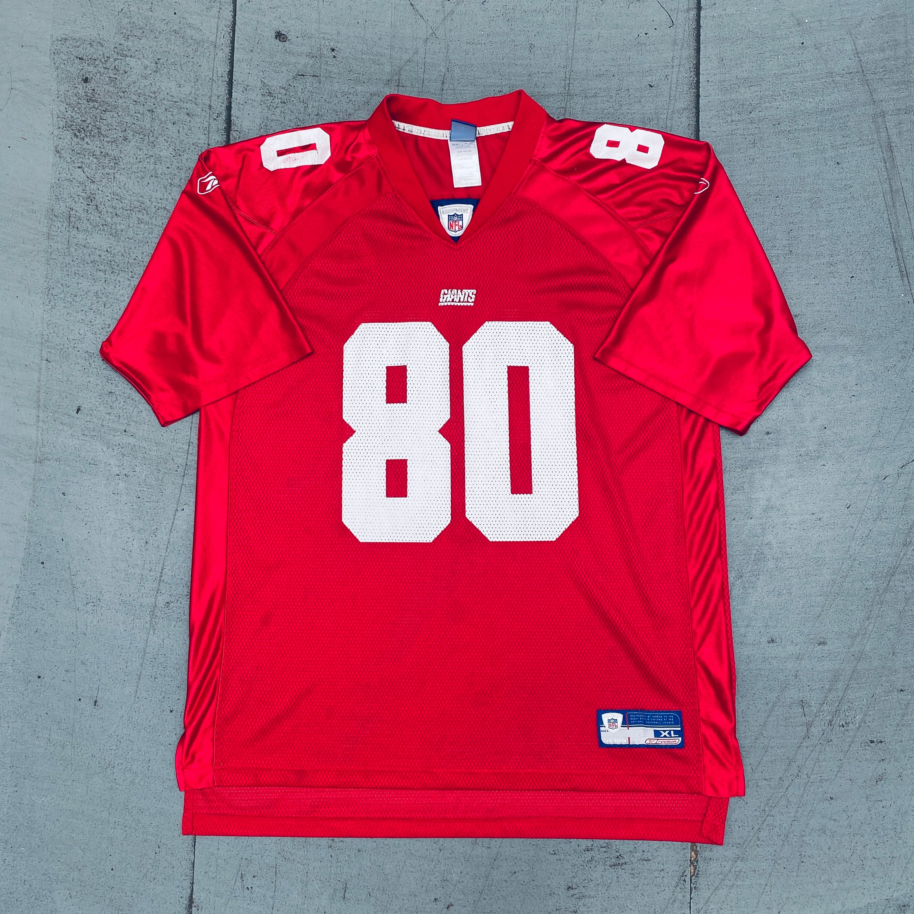 New York Giants Jeremy Shockey Red Alternate 2004/05 Jersey Size XL - Perfect for Game Day, Fan Events & NFL Memorabilia Collectors