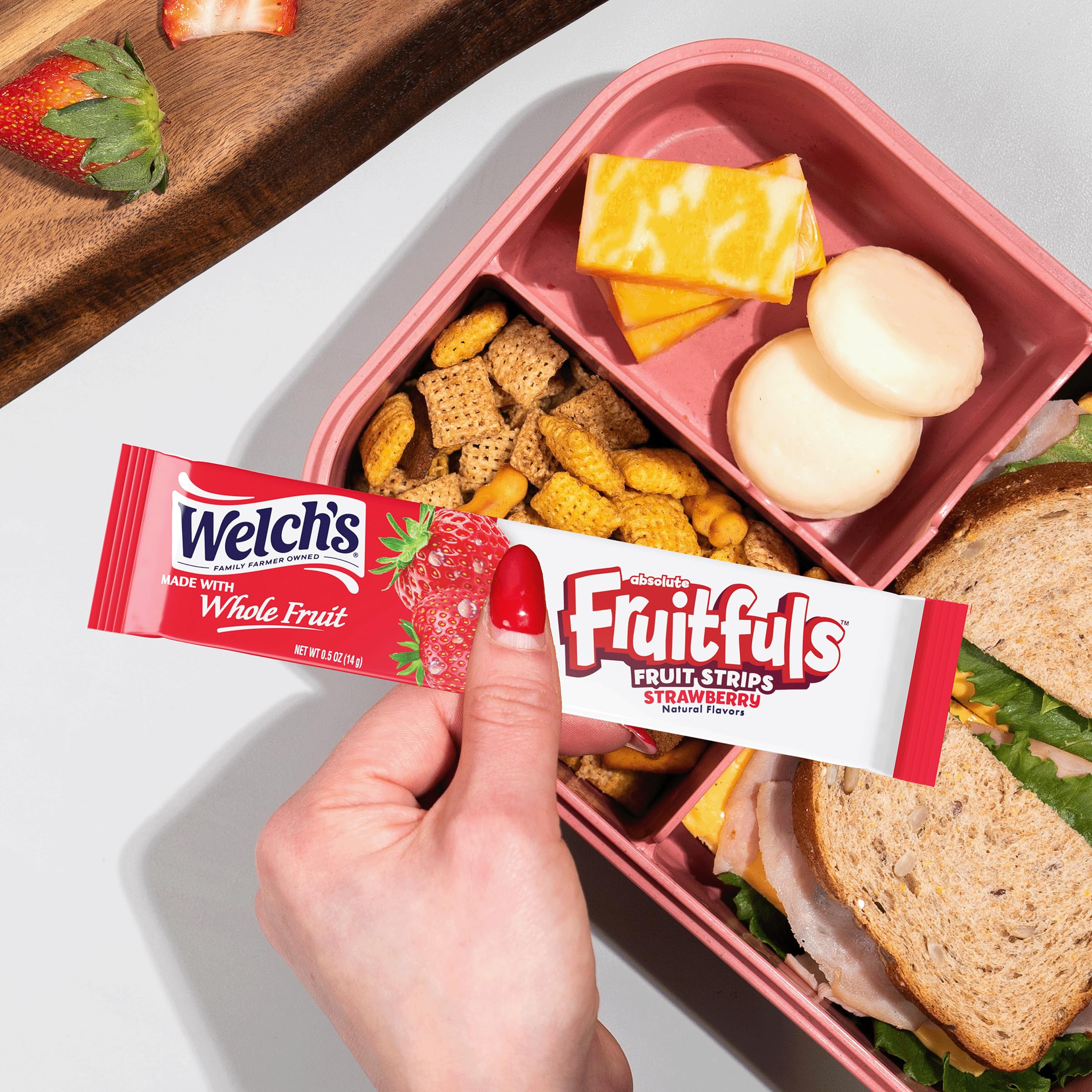 Welch's Absolute Fruitfuls Strawberry Fruit Strips - Healthy Dried Fruit Snacks for Kids & Adults, 0.5oz (10 Pack) - Perfect for School Lunches, Hiking, Office Snacks & On-the-Go Energy