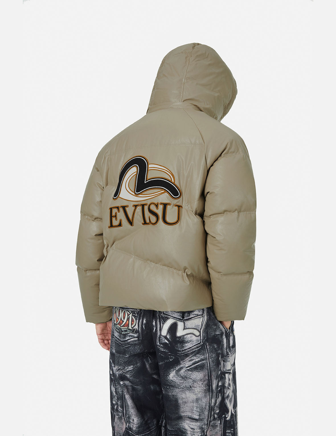 Stylish Logo & Seagull Applique Down Jacket - Warm Winter Coat for Women - Perfect for Outdoor Activities & Casual Wear