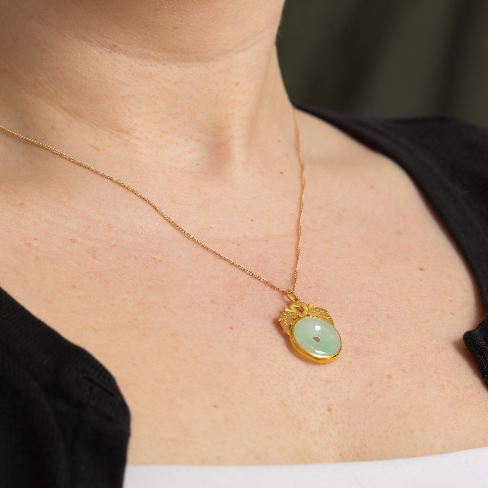 15.00ct Natural Donut Jadeite Pendant - AAA Grade Green Jade Necklace for Women | Perfect for Meditation, Yoga & Spiritual Healing Jewelry