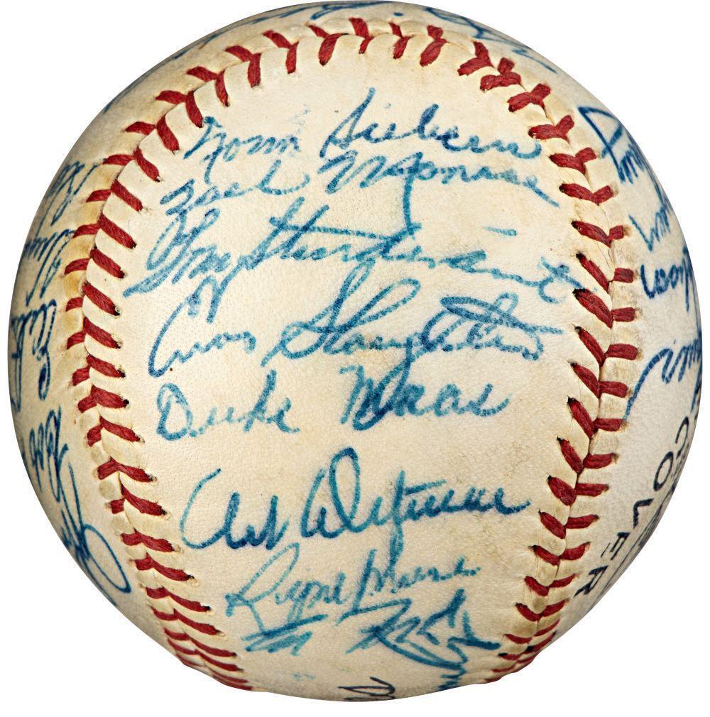1958 New York Yankees Signed Spalding Baseball - Berra, Ford & More - PSA Certified Authentic - Perfect for Baseball Memorabilia Collectors & Yankees Fans Display