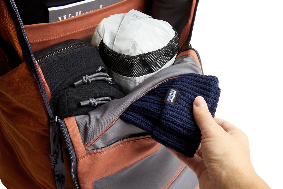 Bellroy Venture Ready Pack 26L - Premium Water-Resistant Travel Backpack for Hiking, Commuting & Everyday Use