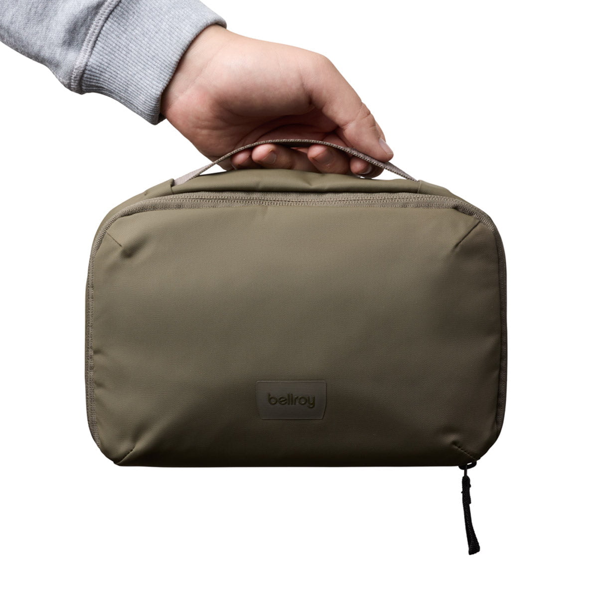 Bellroy Premium Hanging Toiletry Bag for Travel - Water-Resistant Organizer with Multiple Pockets for Toiletries, Cosmetics & Shaving Essentials - Perfect for Camping, Gym & Business Trips