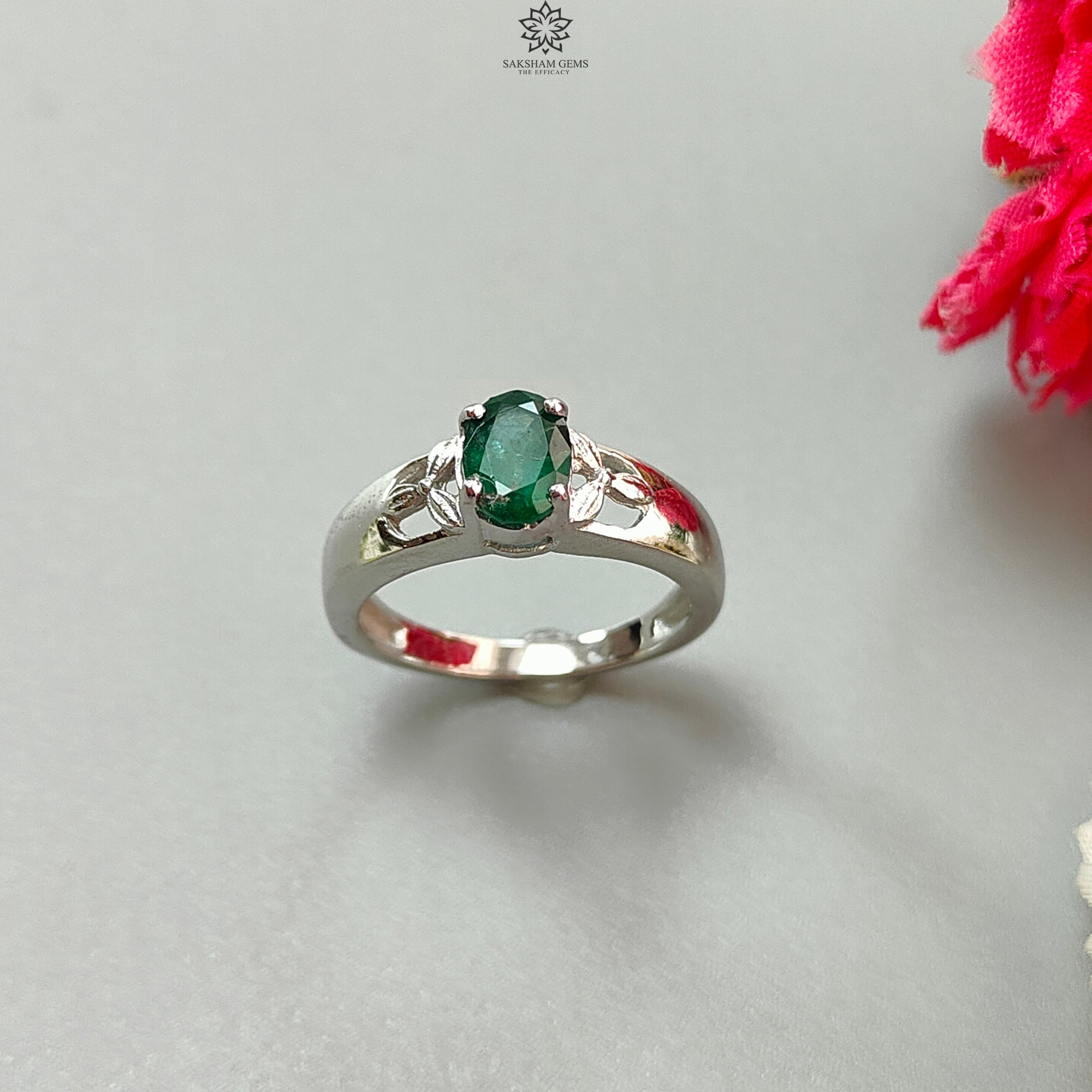 Natural Untreated Emerald Oval Faceted Cut 925 Sterling Silver Ring – 2.95gms Prong Set US Size 6.5 | Elegant Jewelry for Women, Perfect Gift for Birthday, Anniversary & Special Occasions