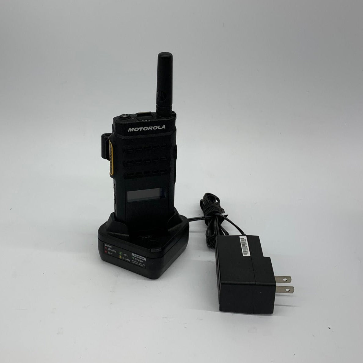 Motorola SL3500e UHF Digital MotoTRBO Two-Way Portable Radio - AAH88YCD9SA2AN Model for Business & Industrial Use - Ideal for Construction, Warehouses & Security Teams