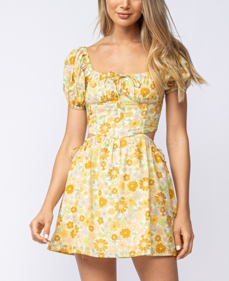 Gold Floral Mini Dress for Women - Short Sleeve Summer Garden Party Dress - Perfect for Outdoor Weddings, Brunch Dates & Cocktail Parties