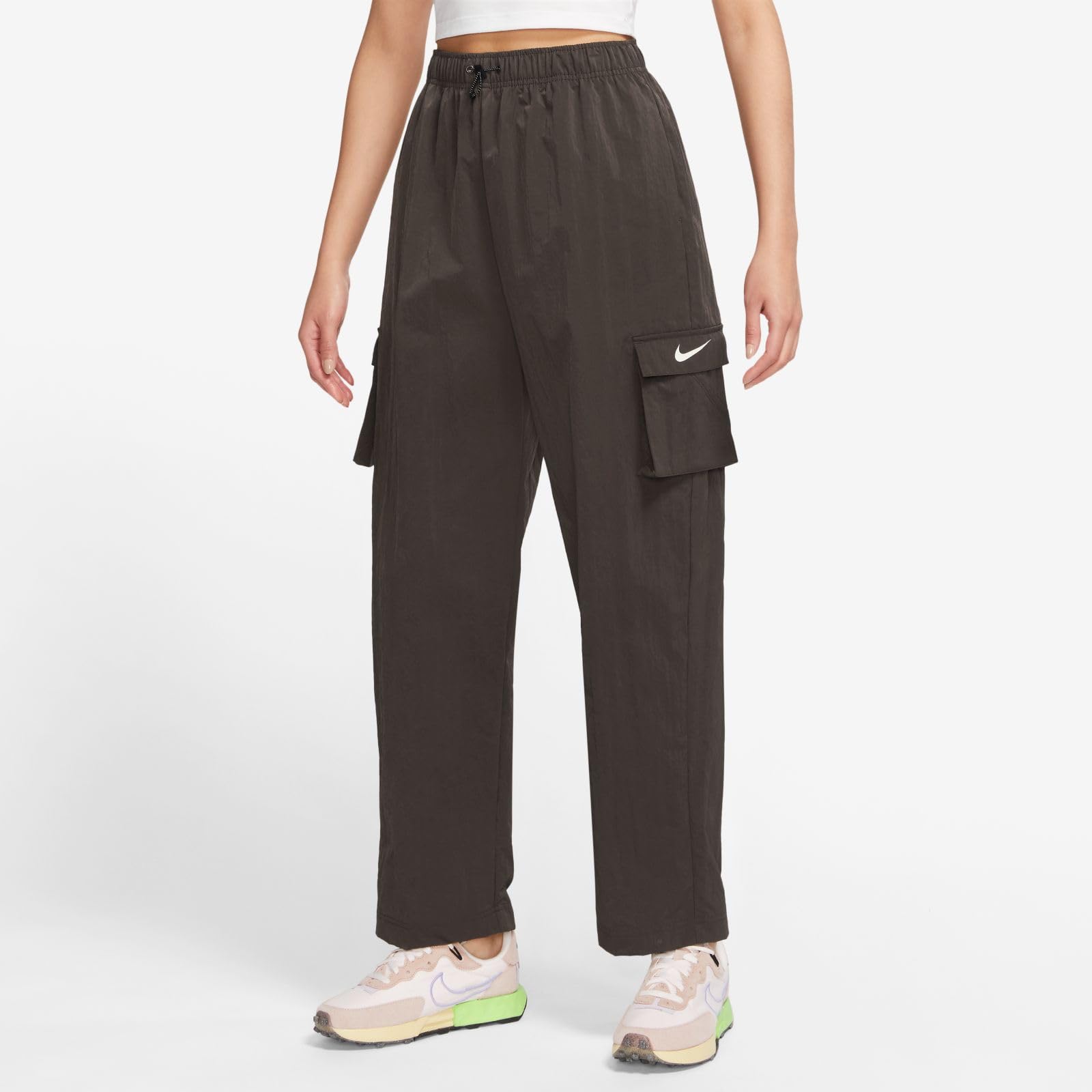 Nike Women's Cargo Pants - Lightweight, Comfortable & Stylish Casual Hiking Pants for Outdoor Adventures, Travel & Everyday Wear