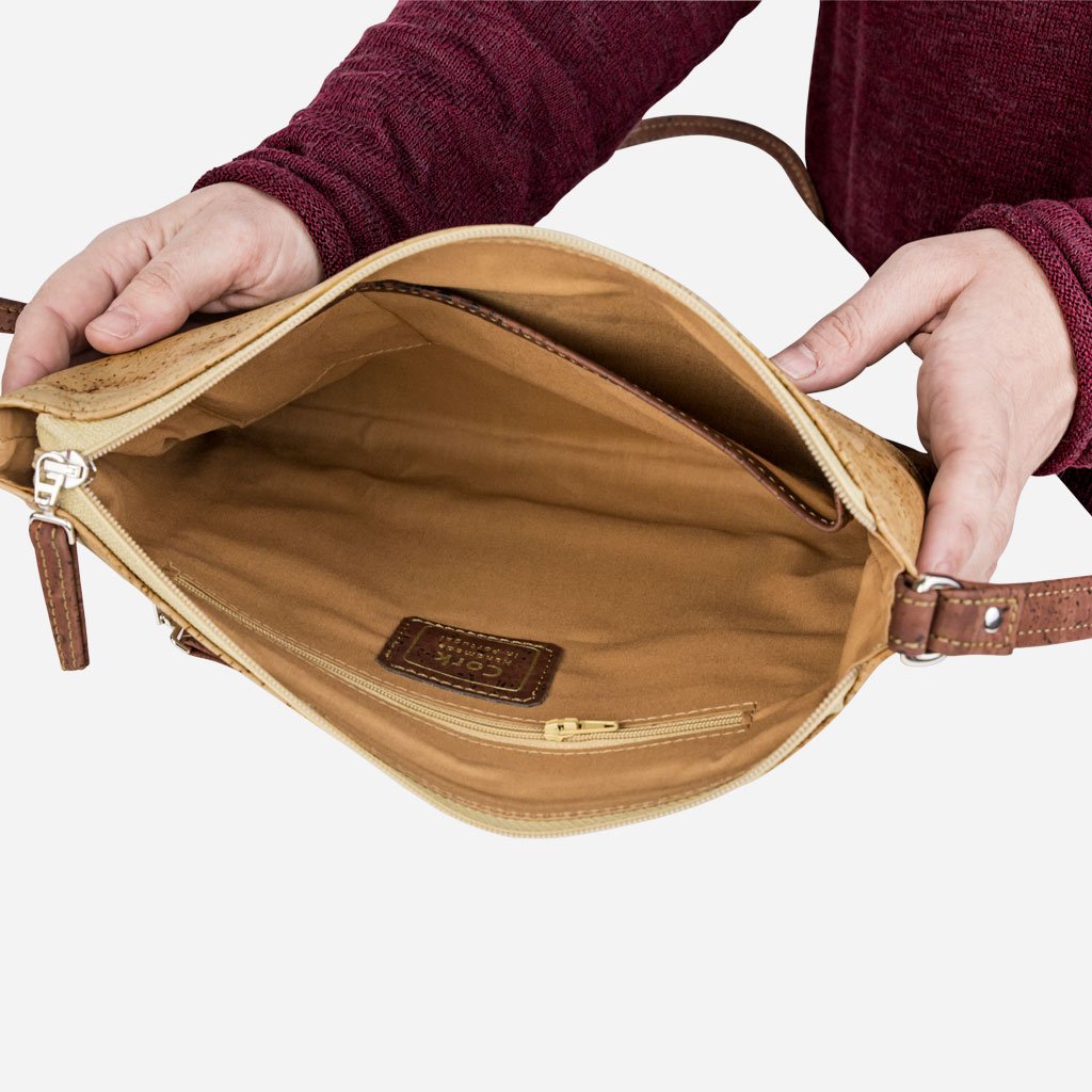 Stylish Vegan Leather Crossbody Purse for Women | Handmade in Portugal | Perfect for Everyday Use, Travel & Casual Outings