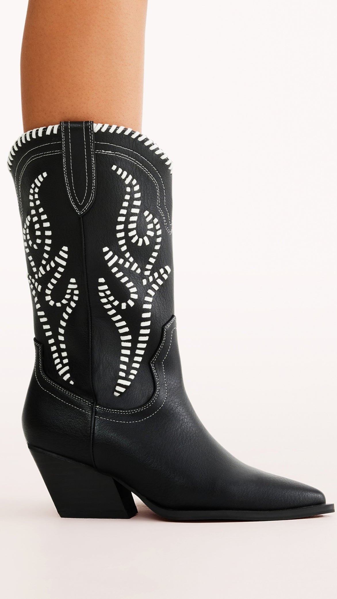 Avalee Women's Black Boots - Stylish & Comfortable Ankle Booties for Casual Outfits & Fall Fashion