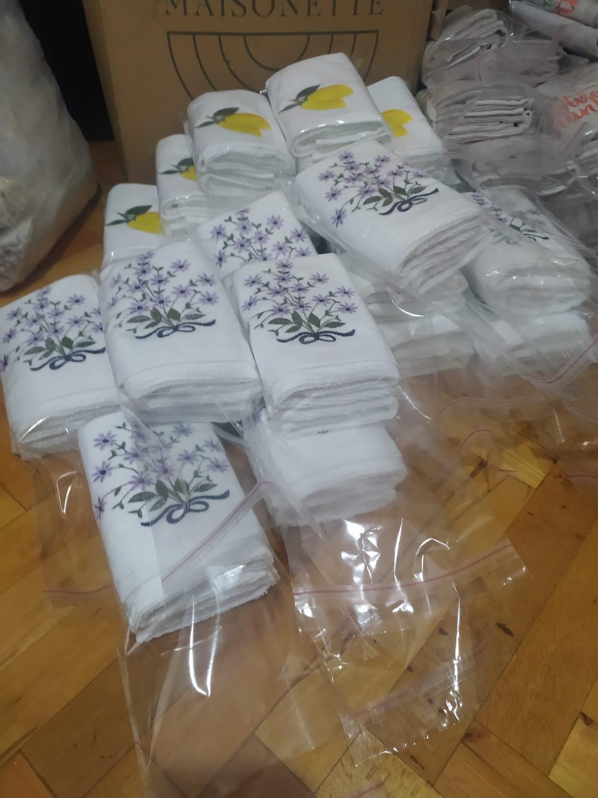 Premium 2-Pack Embroidered Rose Hand Towels - 100% Cotton Soft & Absorbent Luxury Bath Towels 11x18 Inch (White) for Bathroom, Kitchen & Guest Room Decor