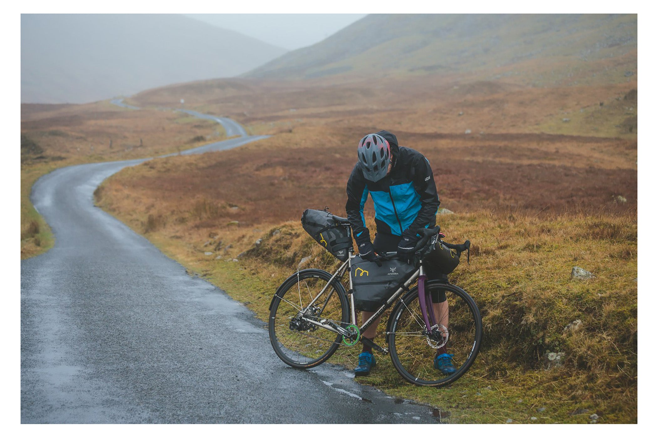 Apidura Expedition Full Frame Bike Pack - Waterproof Cycling Backpack for Bikepacking & Commuting - Durable & Lightweight for Adventure Rides & Urban Travel
