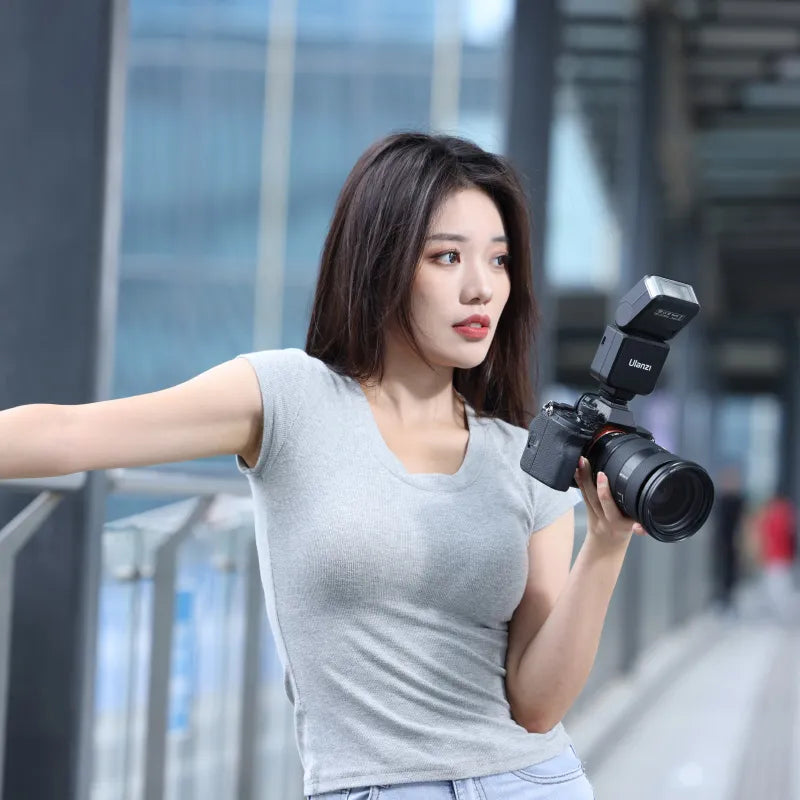 Ulanzi F32 Camera Flash L060GBB2 - Professional LED Video Light for DSLR, Mirrorless Cameras - Perfect for Photography, Videography, YouTube & Studio Lighting